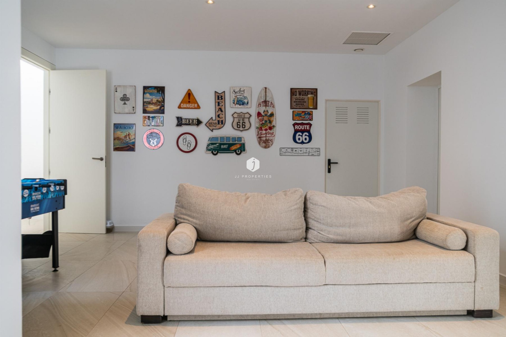 Aus zweiter Hand - Villa -
Orihuela Costa - Costa Blanca