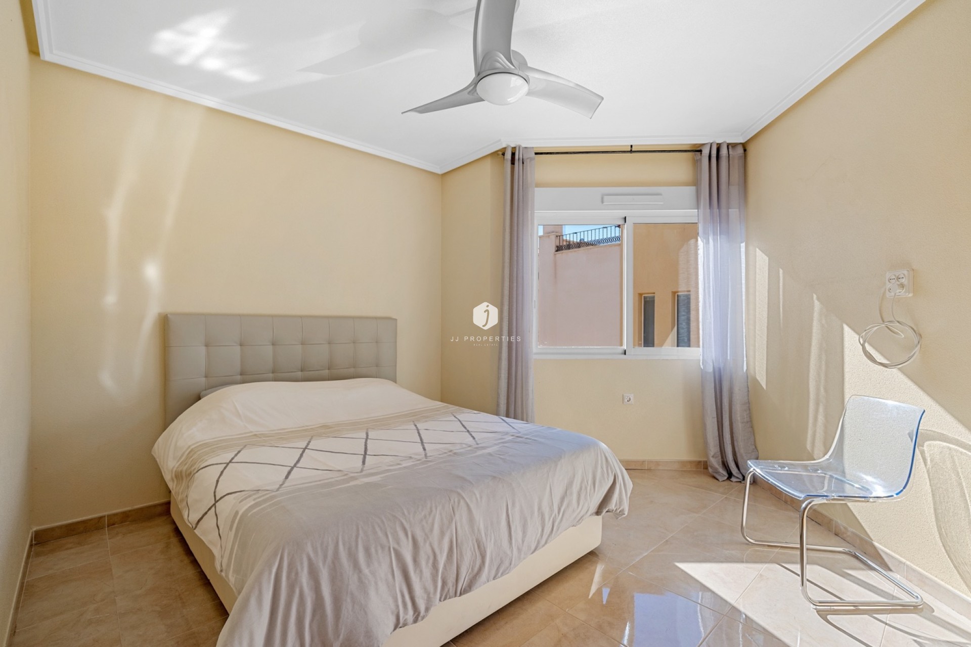 Aus zweiter Hand - Villa -
Orihuela Costa - Costa Blanca