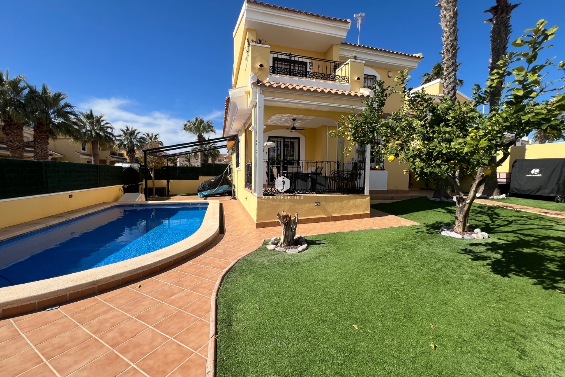 Aus zweiter Hand - Villa -
Orihuela Costa - Costa Blanca