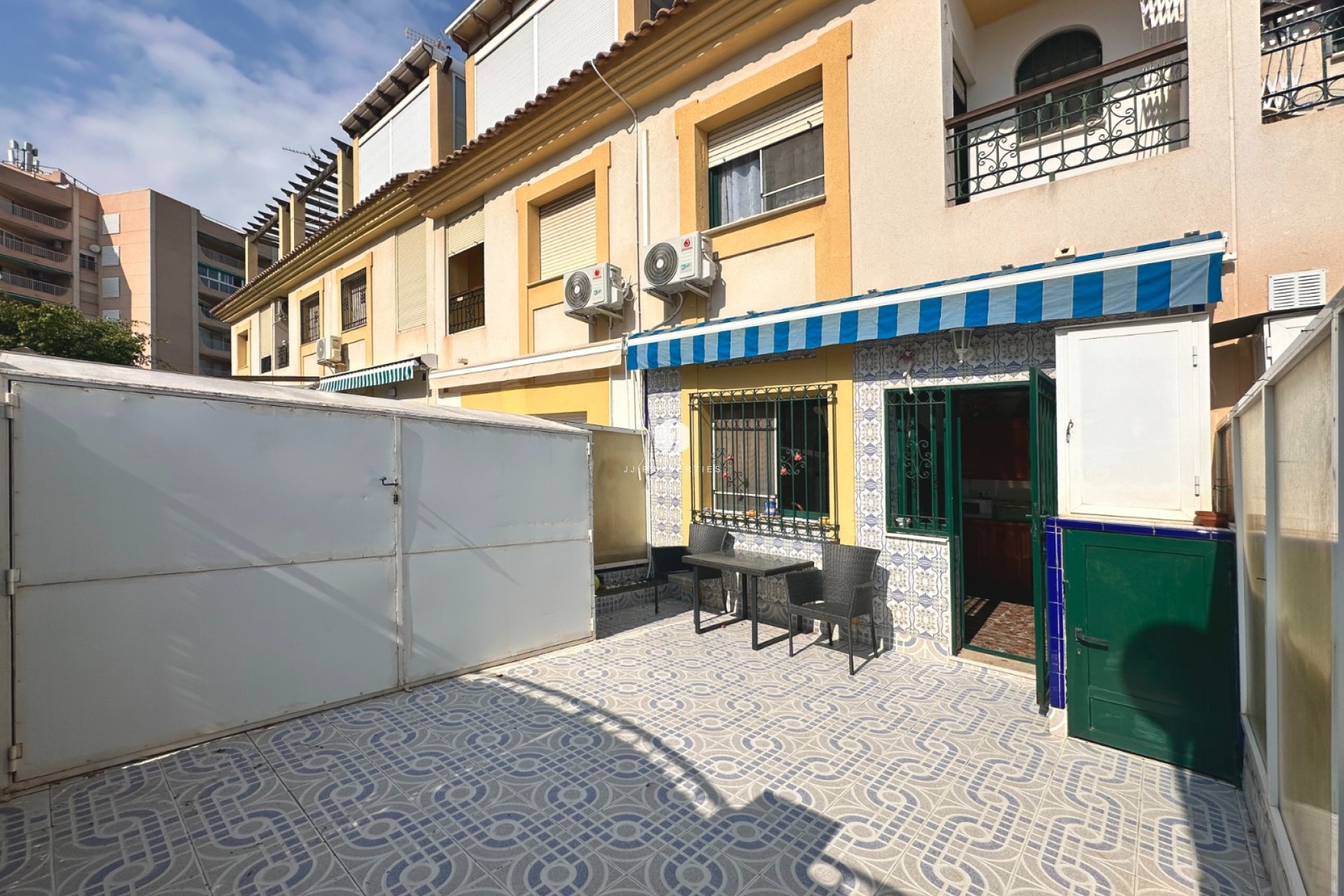 Aus zweiter Hand - Villa -
Orihuela Costa - Costa Blanca