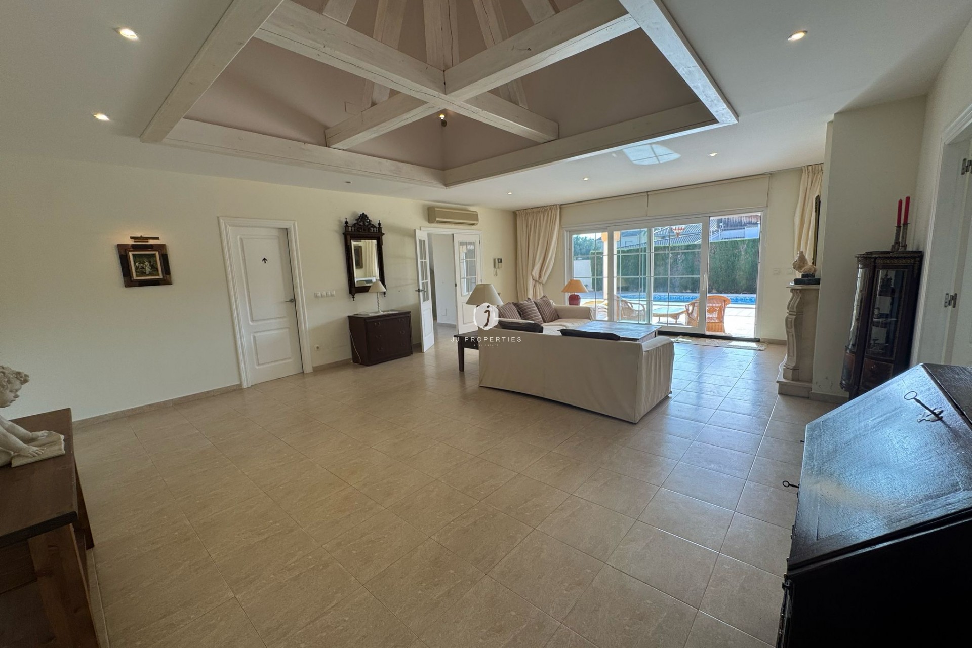 Aus zweiter Hand - Villa -
Orihuela Costa - Costa Blanca