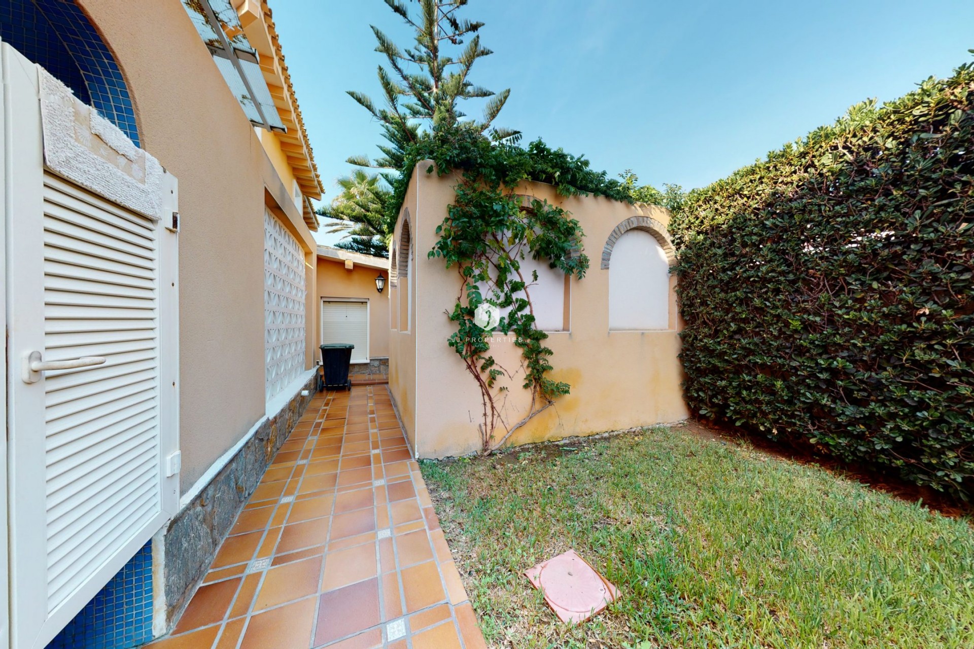 Aus zweiter Hand - Villa -
Orihuela Costa - Costa Blanca