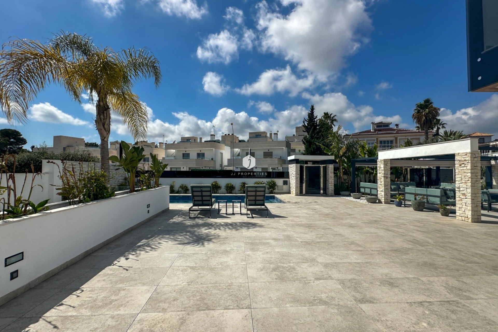 Aus zweiter Hand - Villa -
Orihuela Costa - Costa Blanca