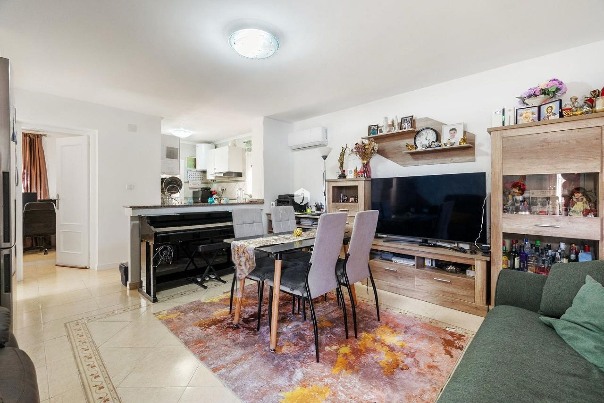 Aus zweiter Hand - Villa -
Orihuela Costa - Costa Blanca