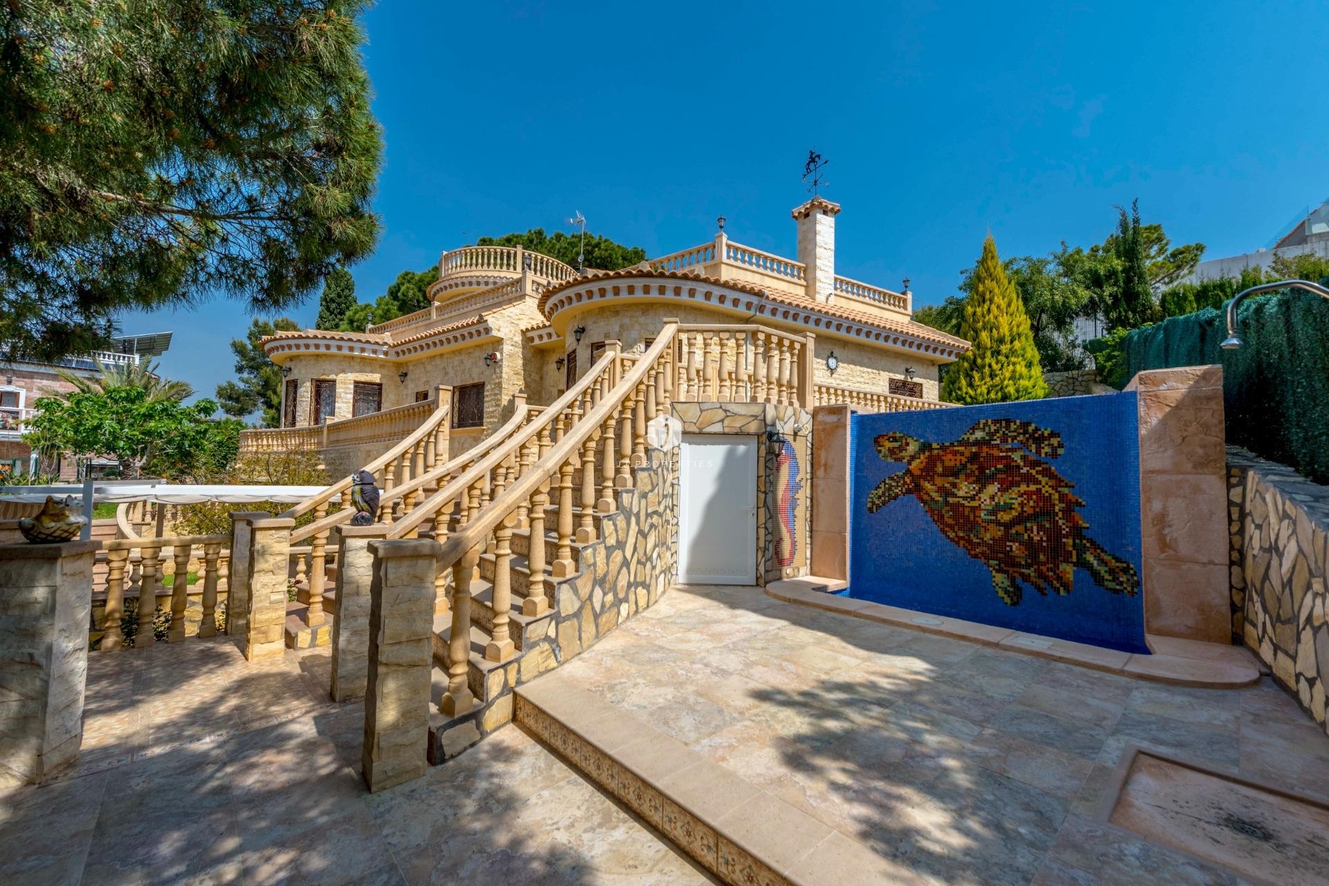 Aus zweiter Hand - Villa -
Orihuela Costa - Costa Blanca