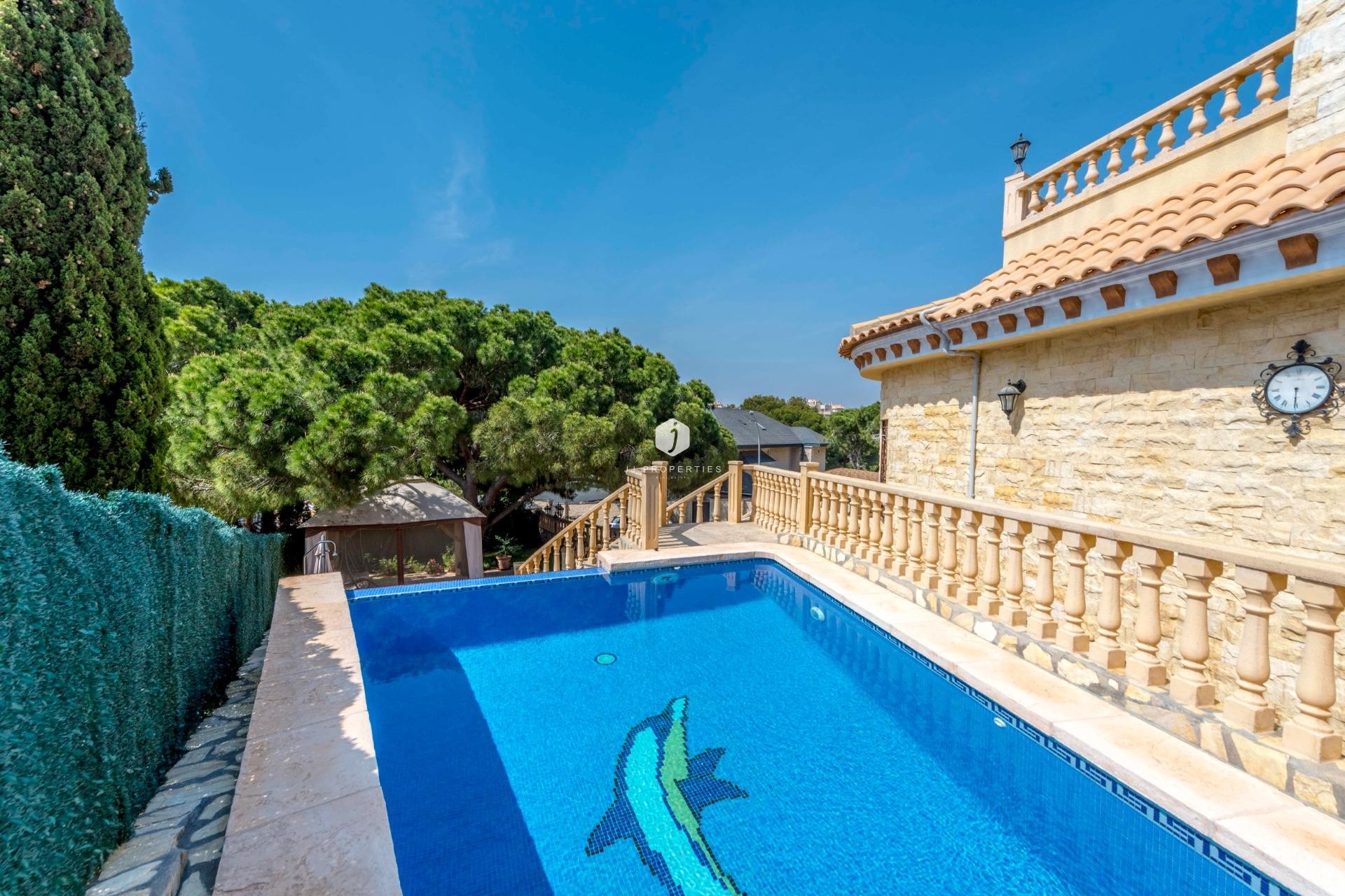 Aus zweiter Hand - Villa -
Orihuela Costa - Costa Blanca