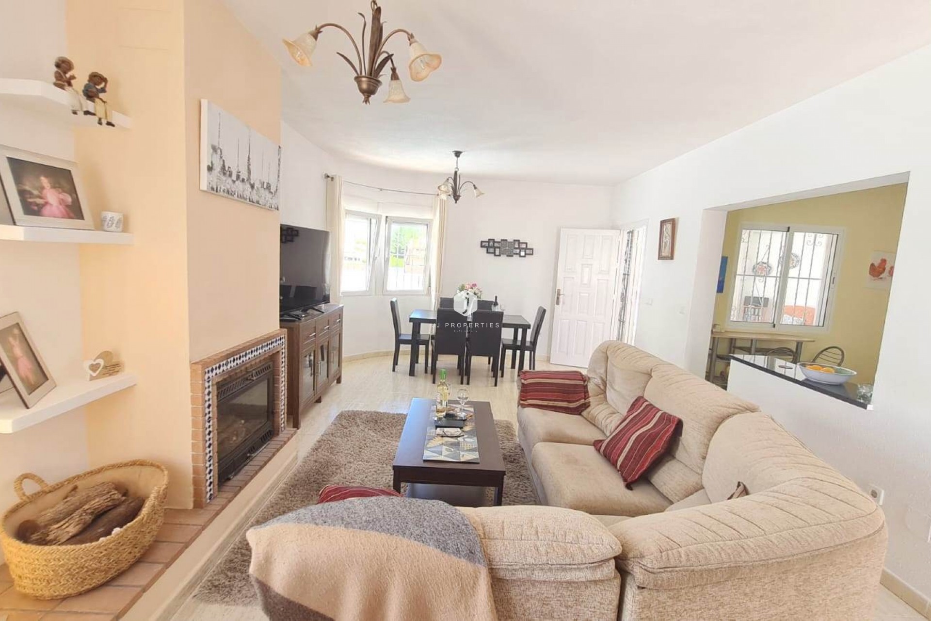 Aus zweiter Hand - Villa -
Orihuela Costa - Costa Blanca