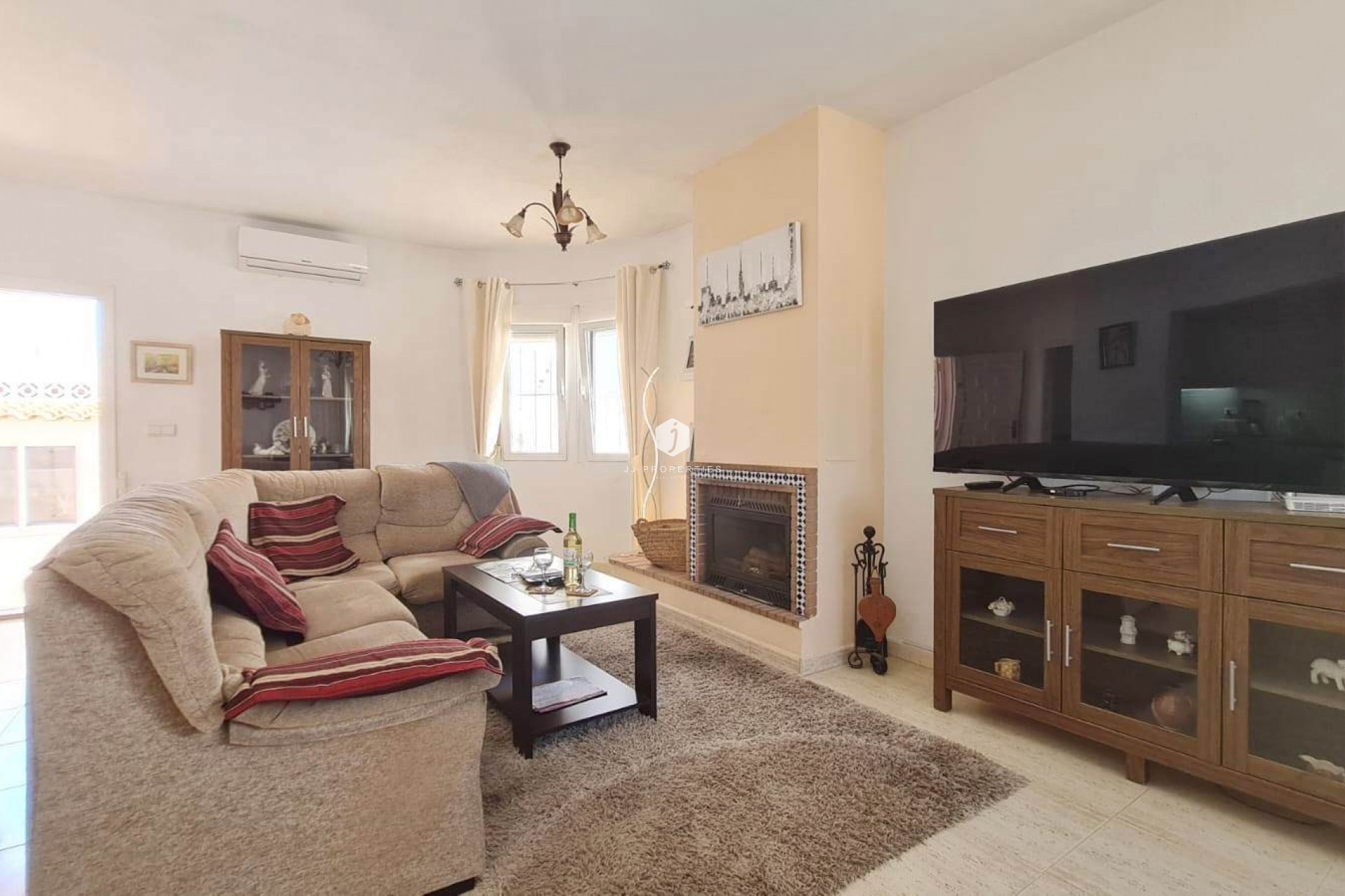Aus zweiter Hand - Villa -
Orihuela Costa - Costa Blanca
