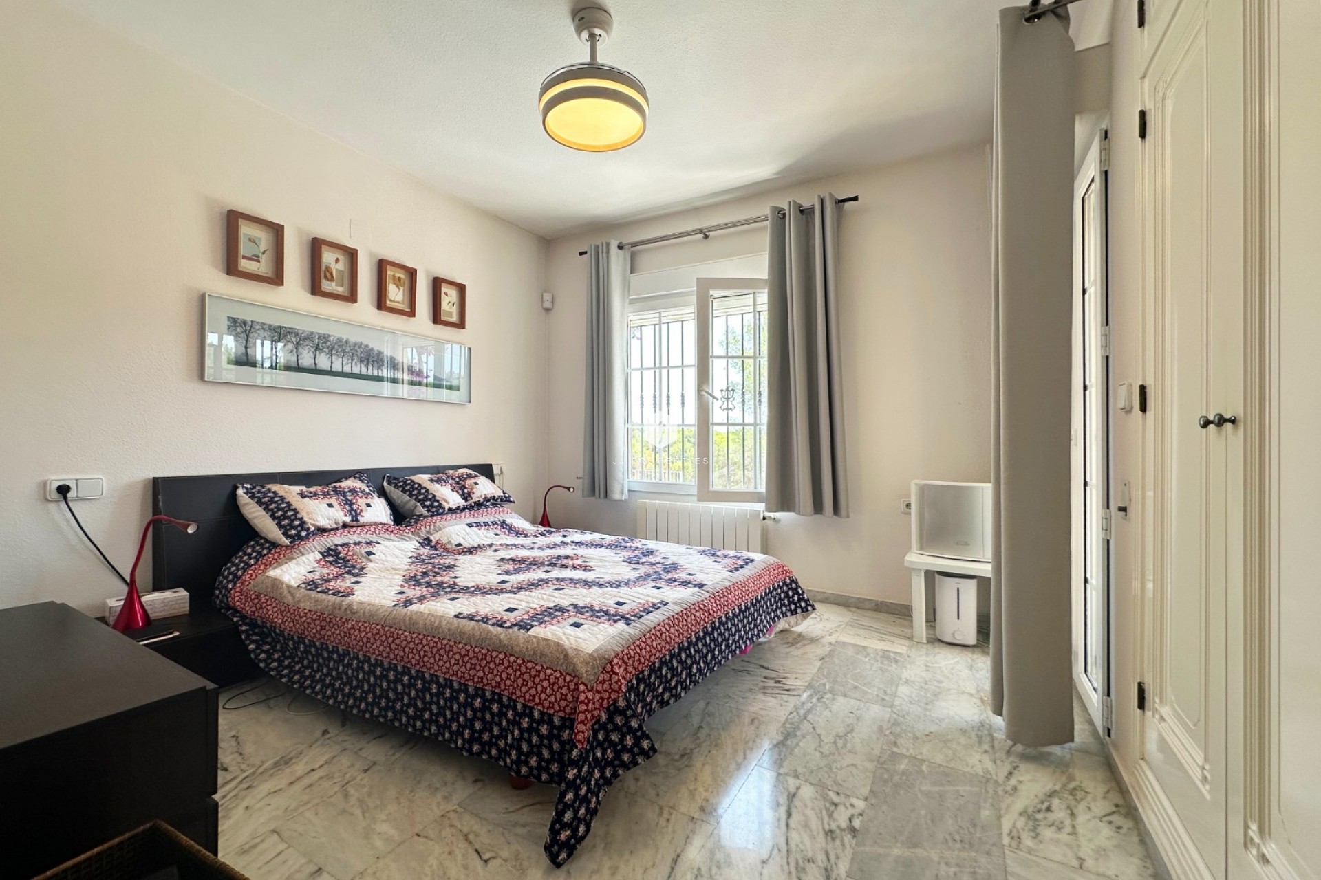 Aus zweiter Hand - Villa -
Orihuela Costa - Costa Blanca