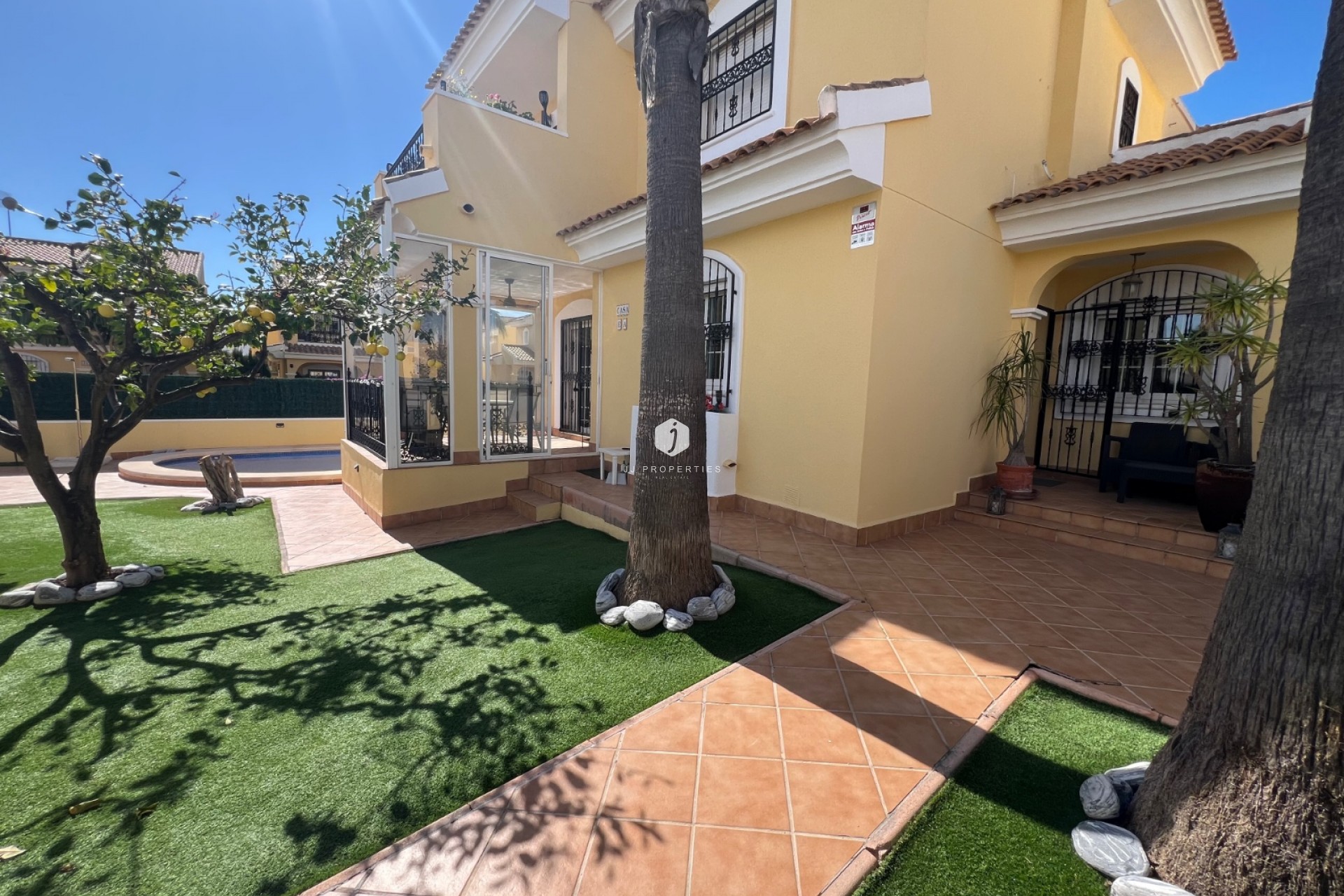 Aus zweiter Hand - Villa -
Orihuela Costa - Costa Blanca