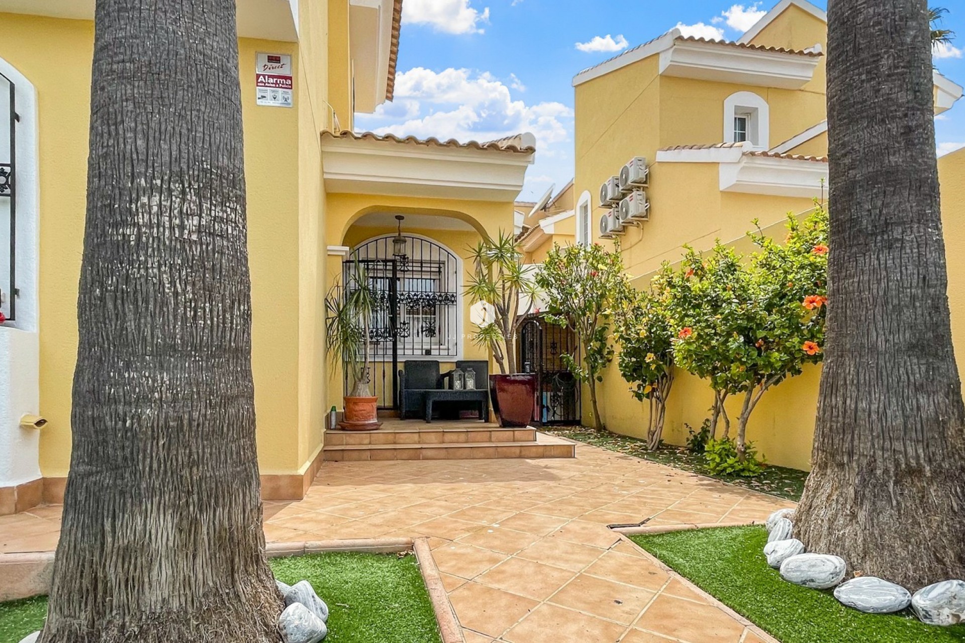 Aus zweiter Hand - Villa -
Orihuela Costa - Costa Blanca