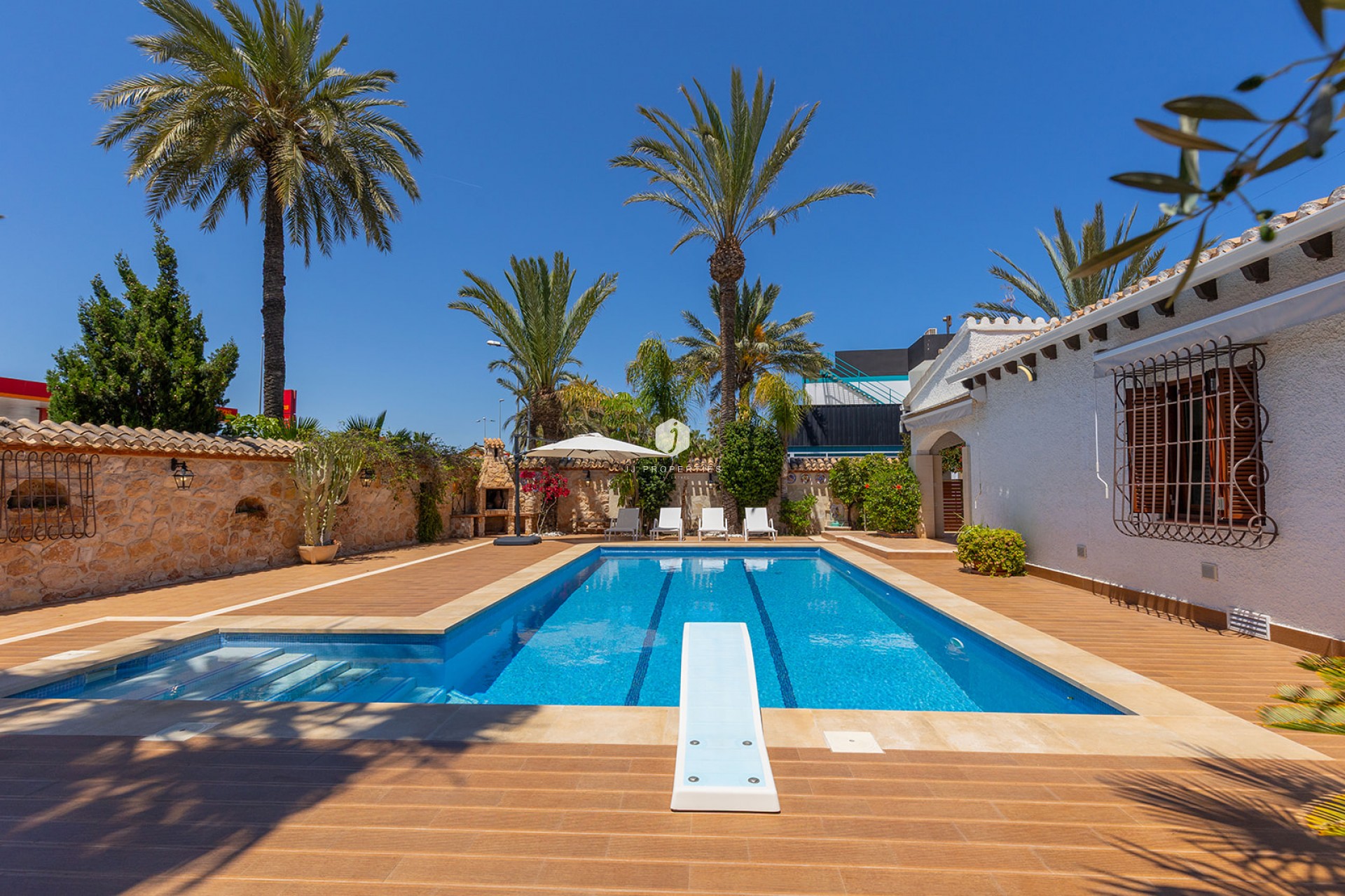 Aus zweiter Hand - Villa -
Orihuela Costa - Costa Blanca