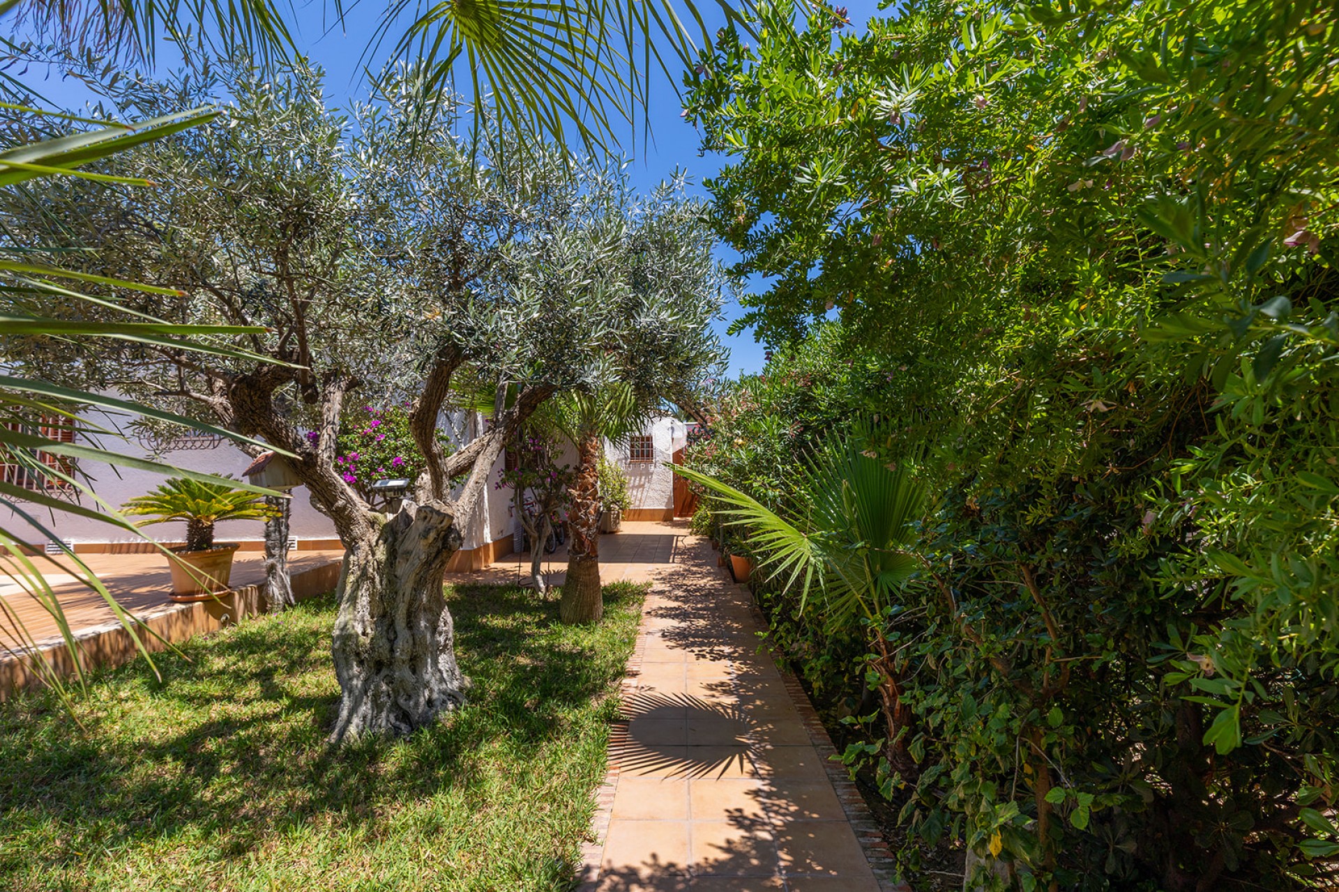 Aus zweiter Hand - Villa -
Orihuela Costa - Costa Blanca