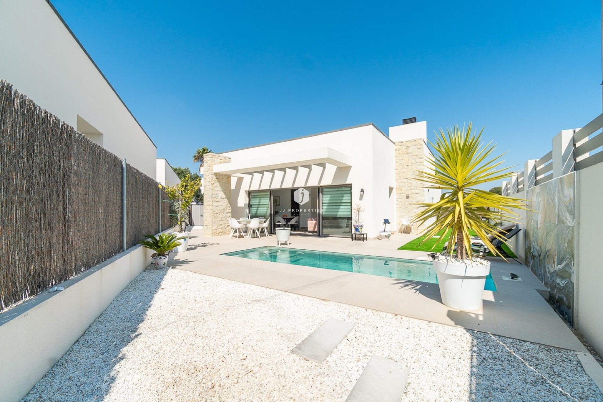 Aus zweiter Hand - Villa -
Orihuela Costa - Costa Blanca