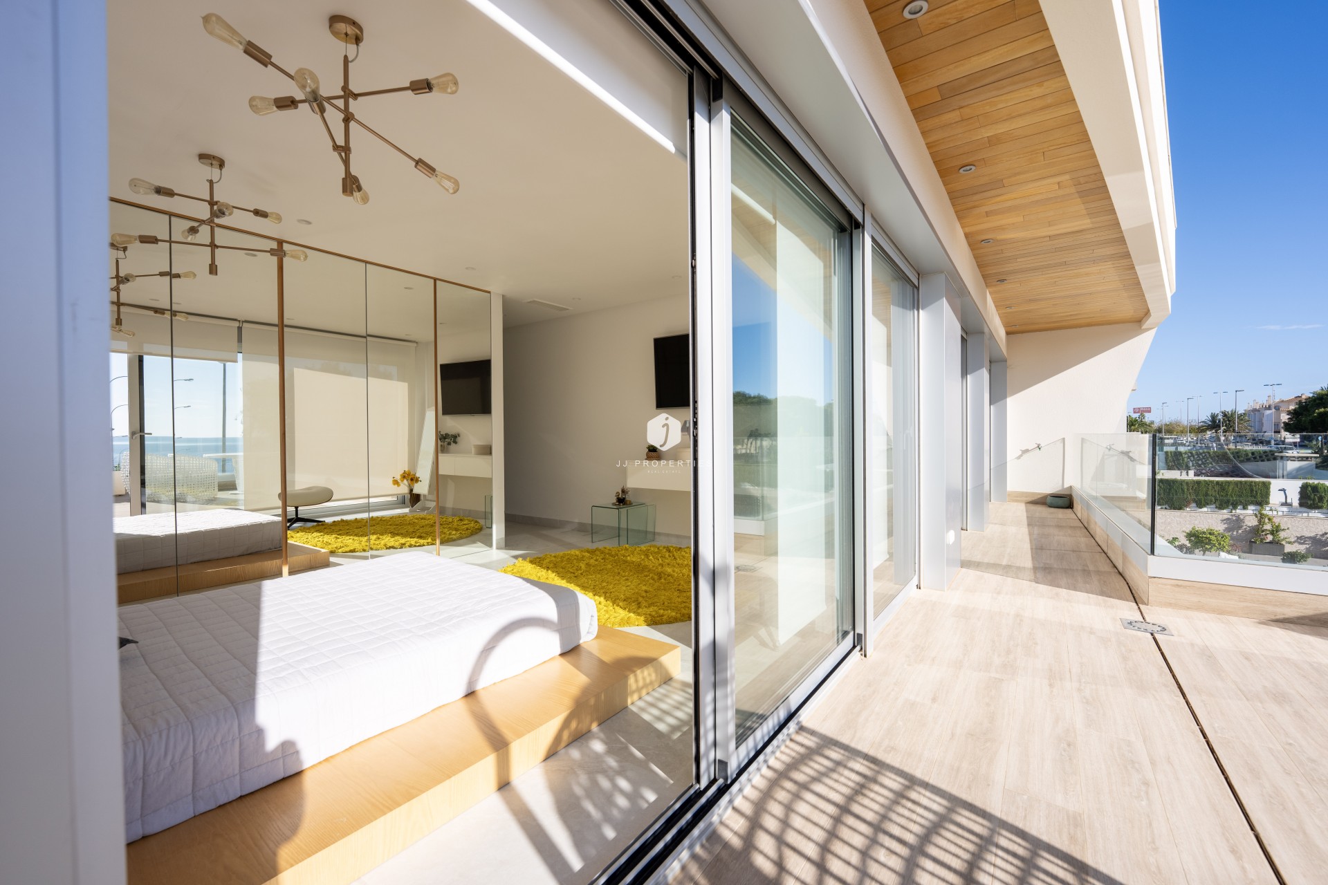 Aus zweiter Hand - Villa -
Orihuela Costa - Costa Blanca