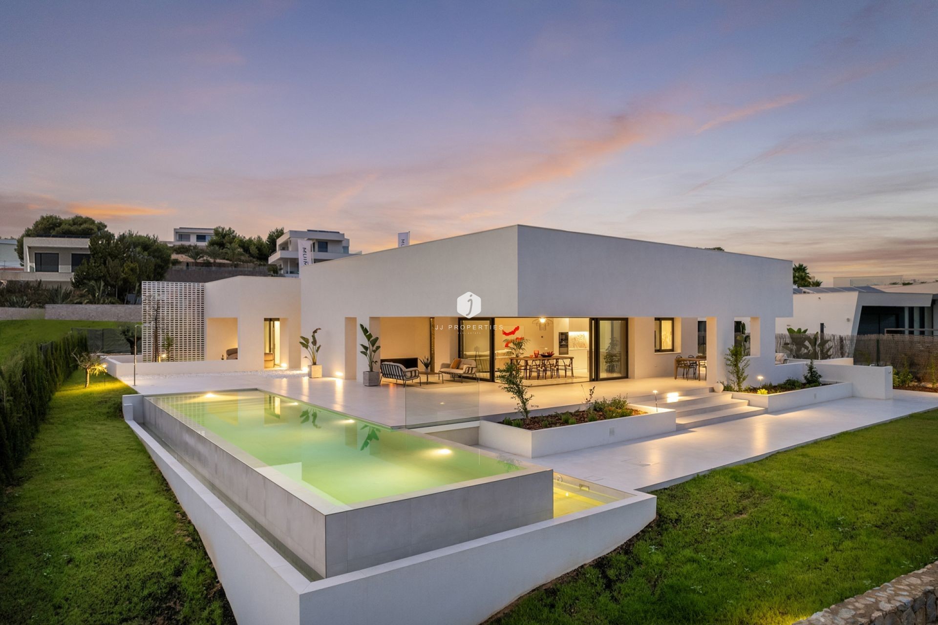 Aus zweiter Hand - Villa -
Orihuela Costa - Costa Blanca