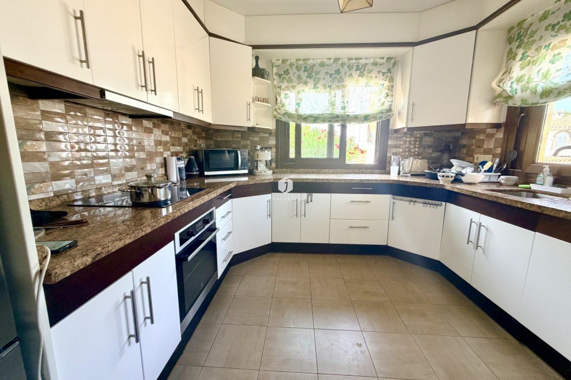 Aus zweiter Hand - Villa -
Orihuela Costa - Costa Blanca