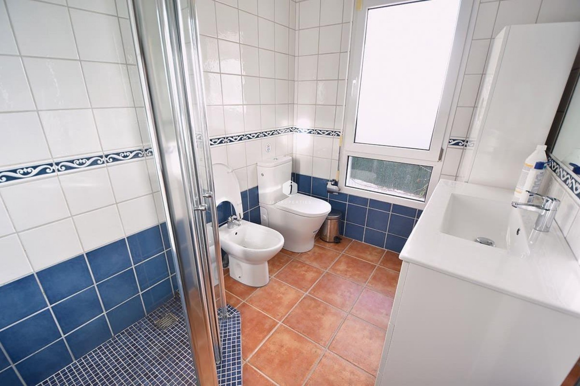 Aus zweiter Hand - Villa -
Orihuela Costa - La Zenia