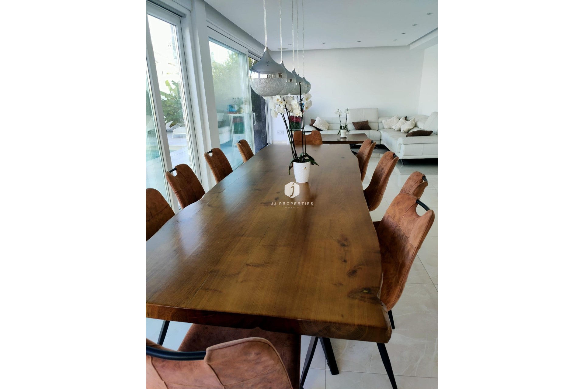 Aus zweiter Hand - Villa -
Orihuela Costa - La Zenia