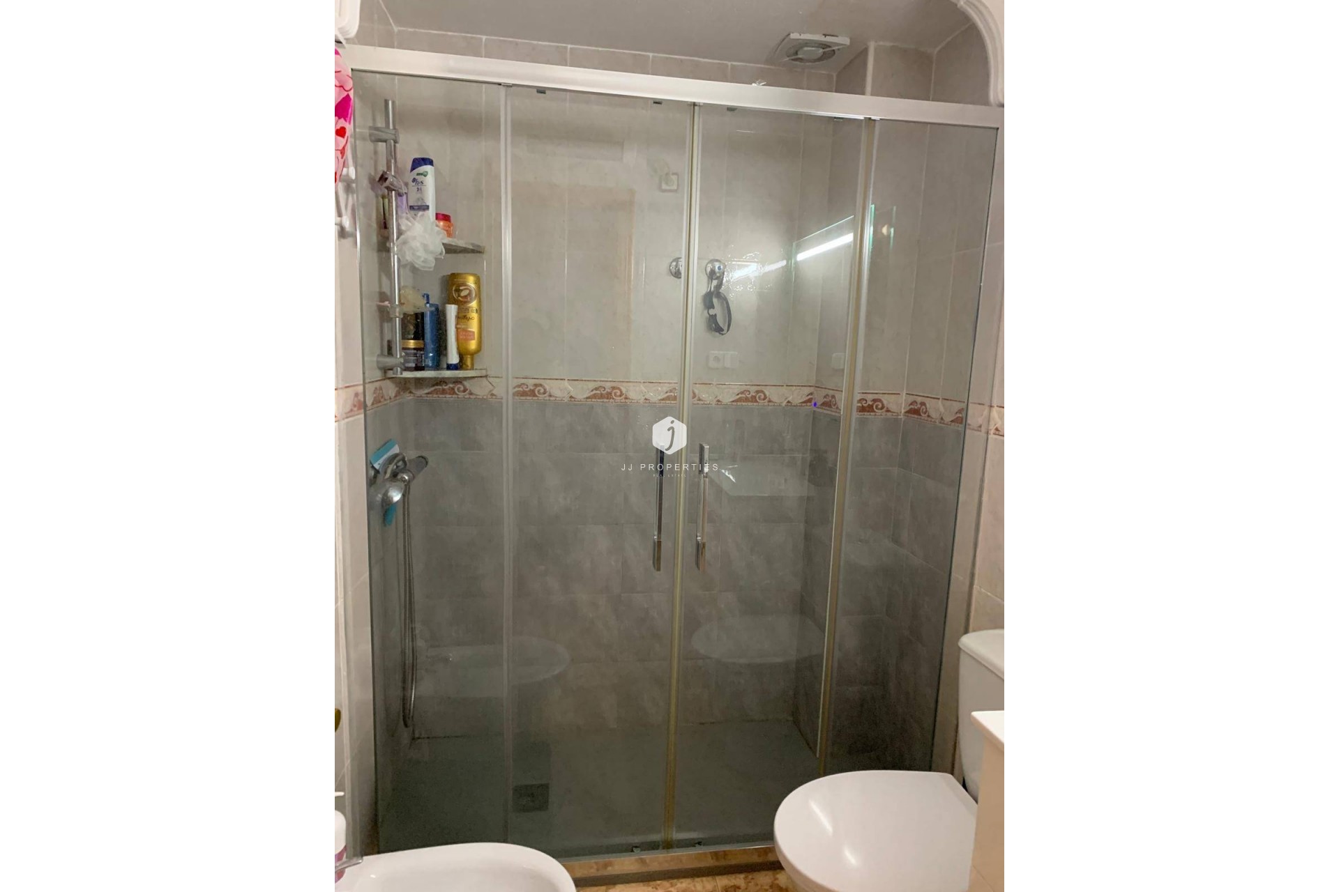 Aus zweiter Hand - Villa -
Orihuela Costa - Las Filipinas