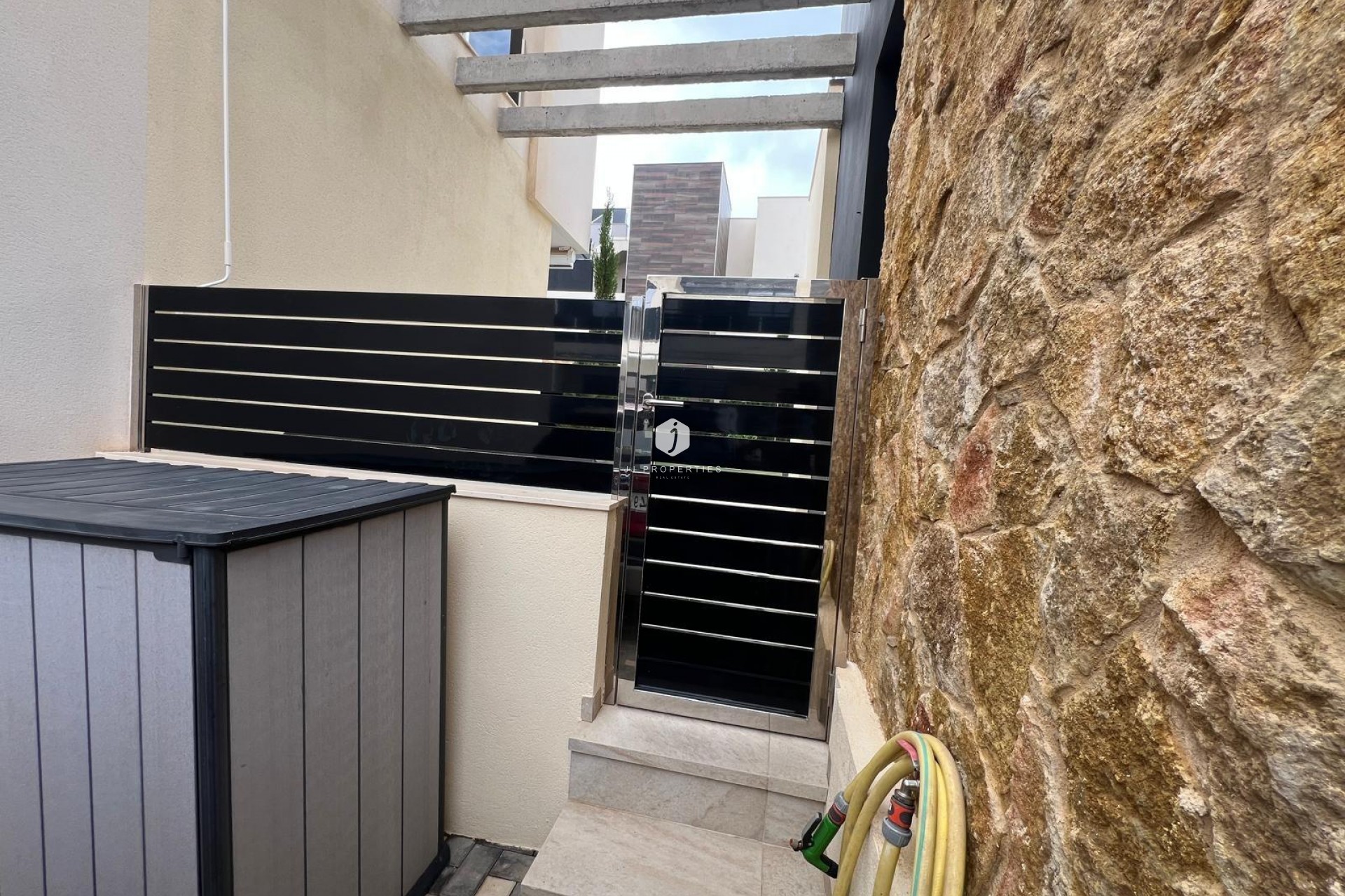 Aus zweiter Hand - Villa -
Orihuela Costa - Lomas de Cabo Roig