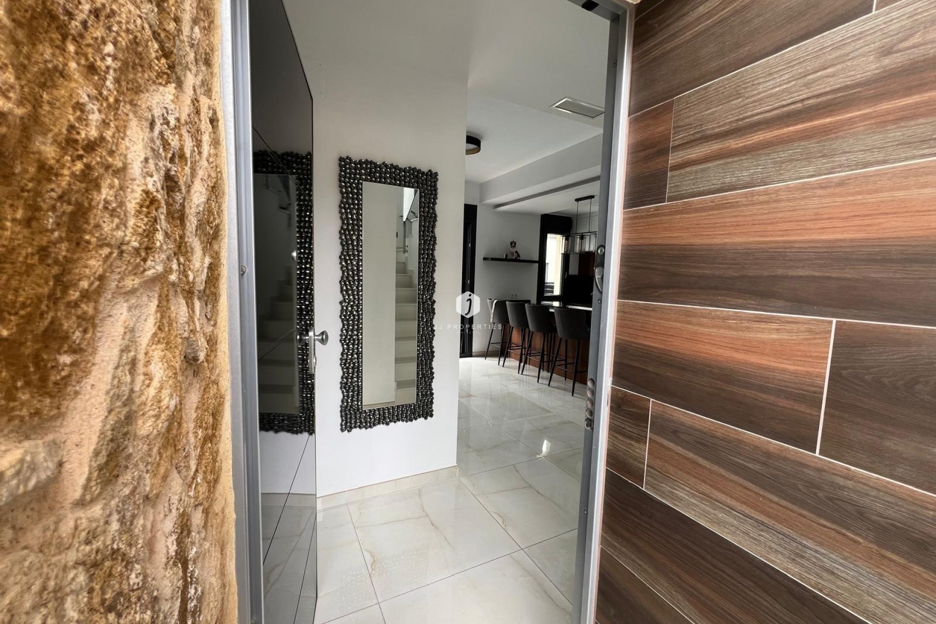 Aus zweiter Hand - Villa -
Orihuela Costa - Lomas de Cabo Roig