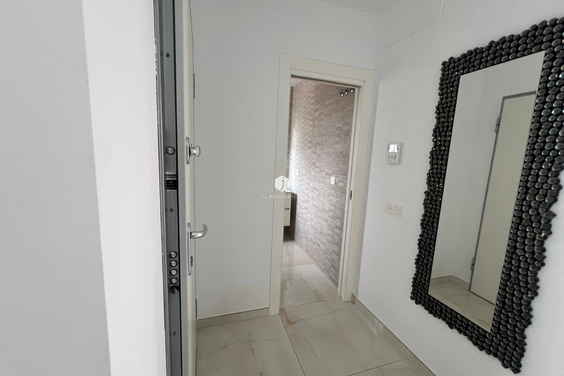 Aus zweiter Hand - Villa -
Orihuela Costa - Lomas de Cabo Roig