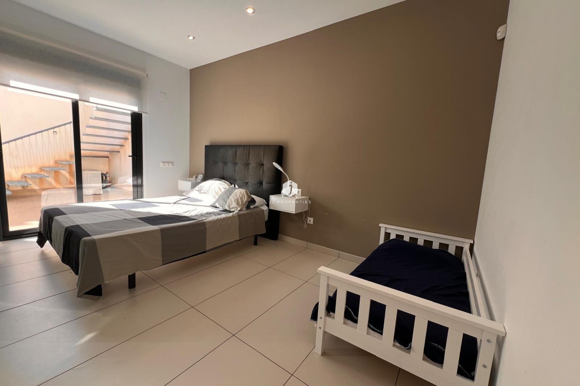 Aus zweiter Hand - Villa -
Orihuela Costa - Lomas de Cabo Roig