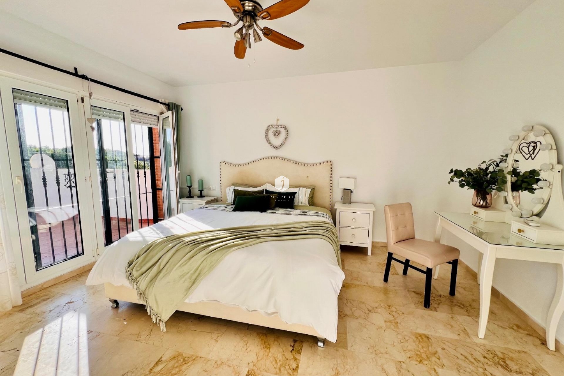 Aus zweiter Hand - Villa -
Orihuela Costa - Lomas De Campoamor-las Ramblas