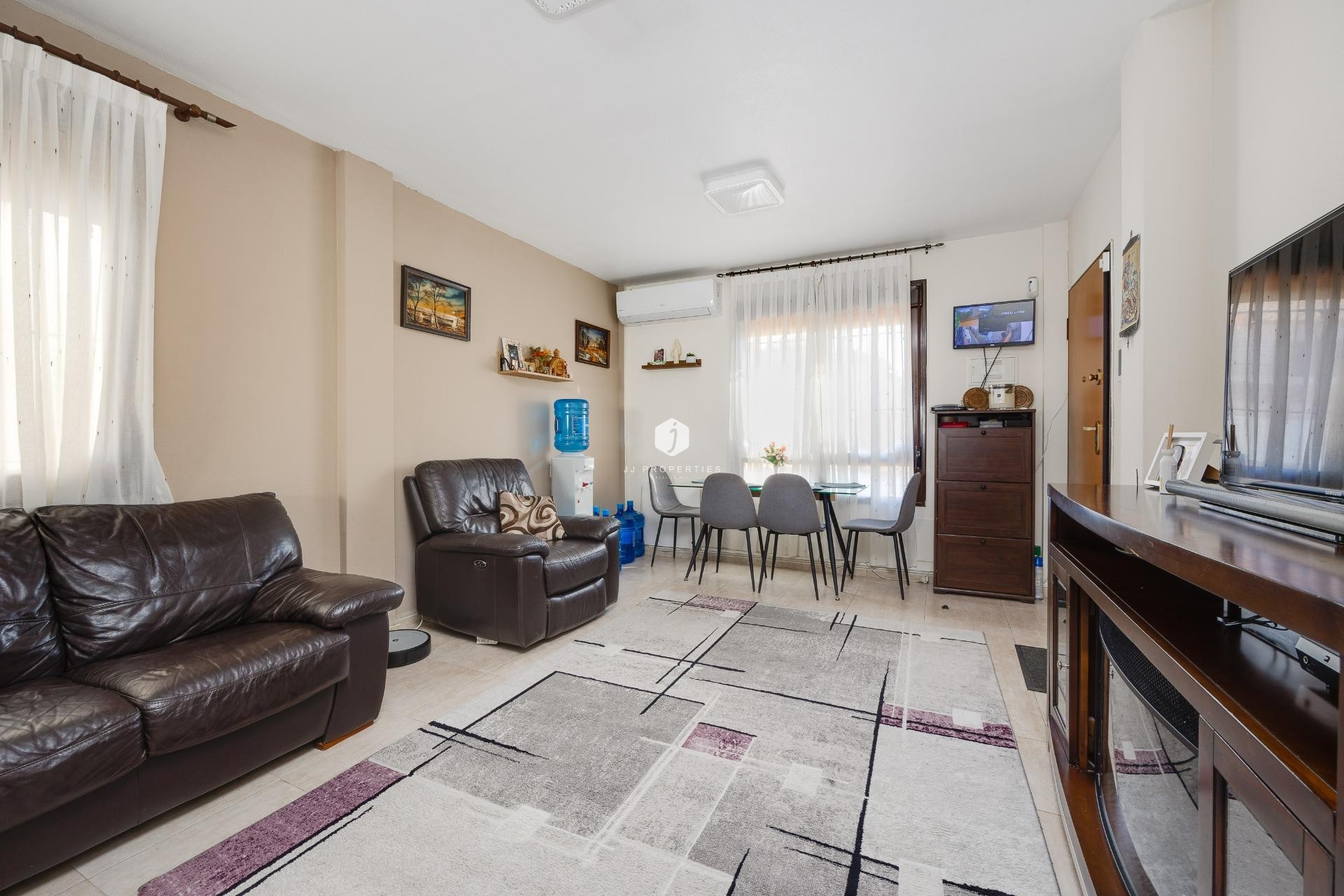 Aus zweiter Hand - Villa -
Orihuela Costa - PAU 8