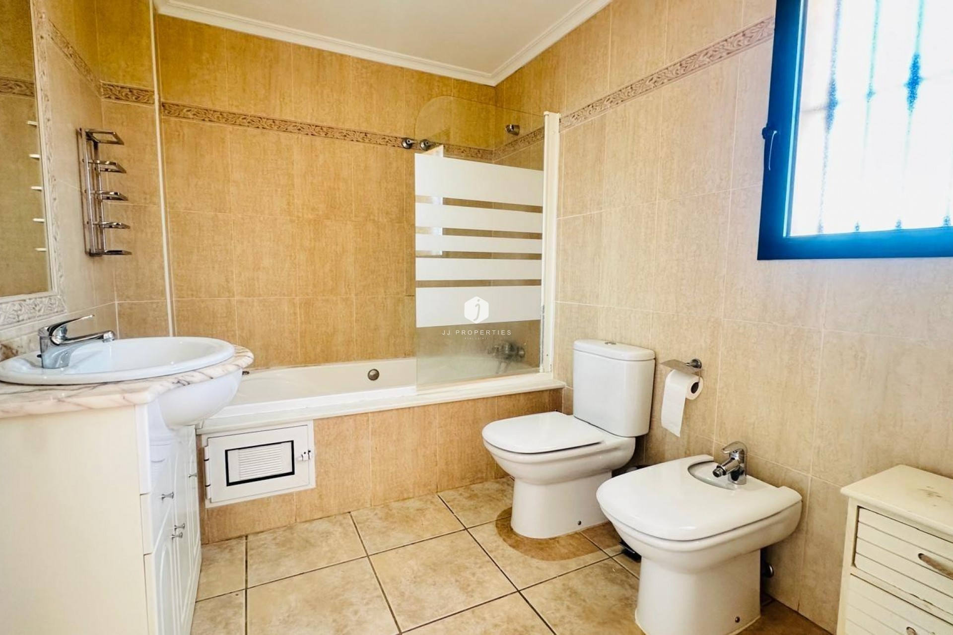 Aus zweiter Hand - Villa -
Orihuela Costa - PAU 8