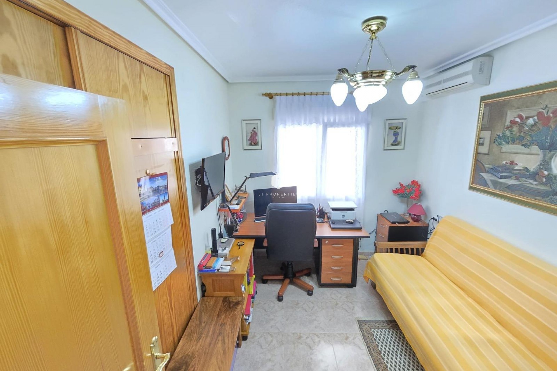 Aus zweiter Hand - Villa -
Orihuela Costa - Playa Flamenca