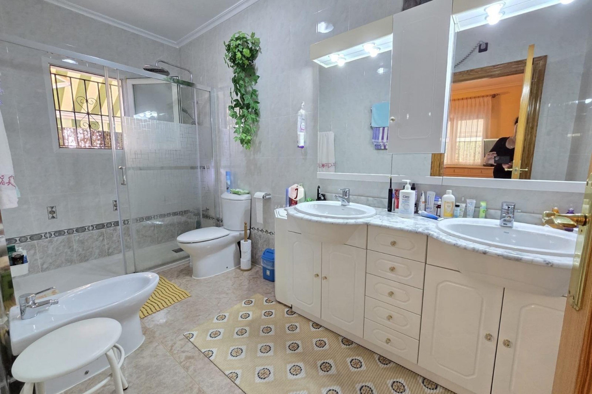 Aus zweiter Hand - Villa -
Orihuela Costa - Playa Flamenca