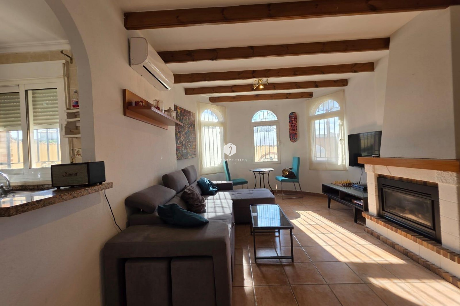 Aus zweiter Hand - Villa -
Orihuela Costa - Villamartín-las Filipinas