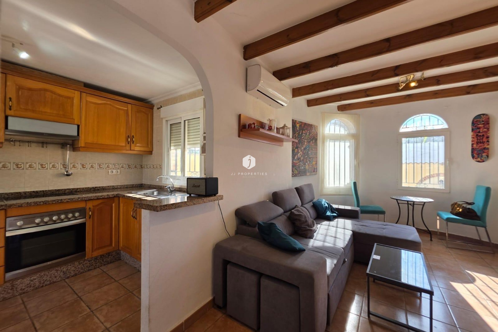 Aus zweiter Hand - Villa -
Orihuela Costa - Villamartín-las Filipinas