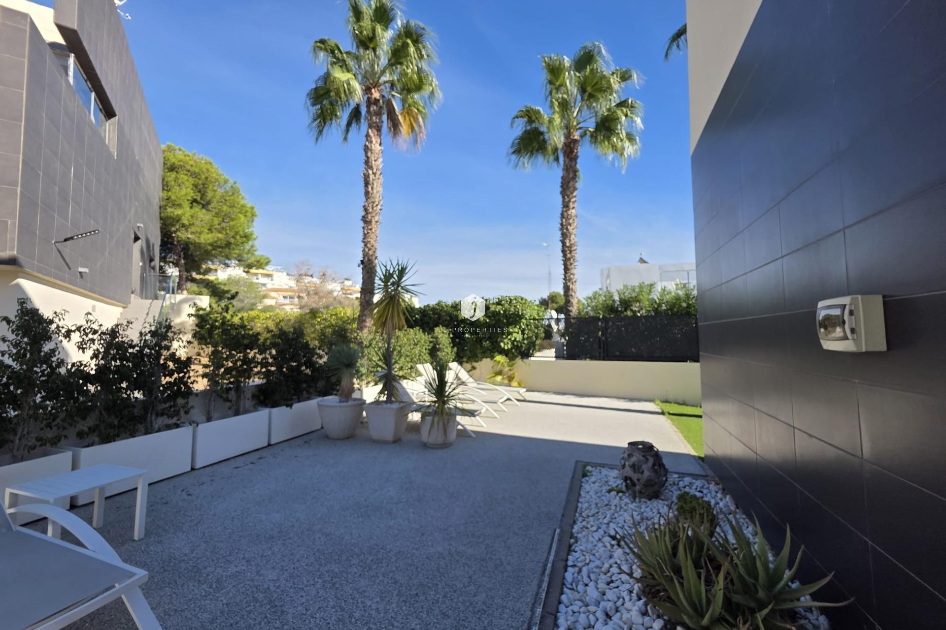 Aus zweiter Hand - Villa -
Orihuela Costa - Villamartín