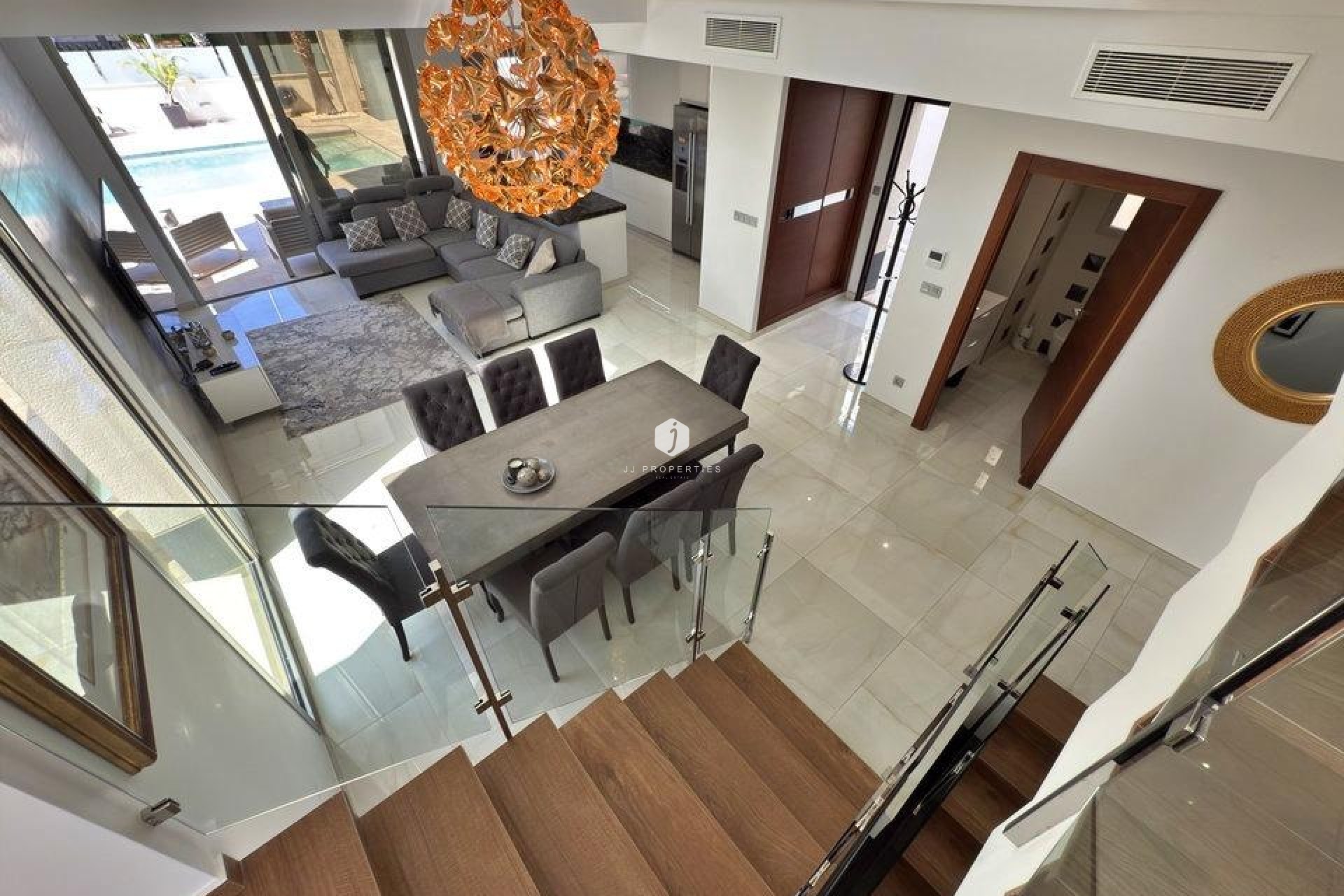 Aus zweiter Hand - Villa -
Orihuela Costa - Villamartín