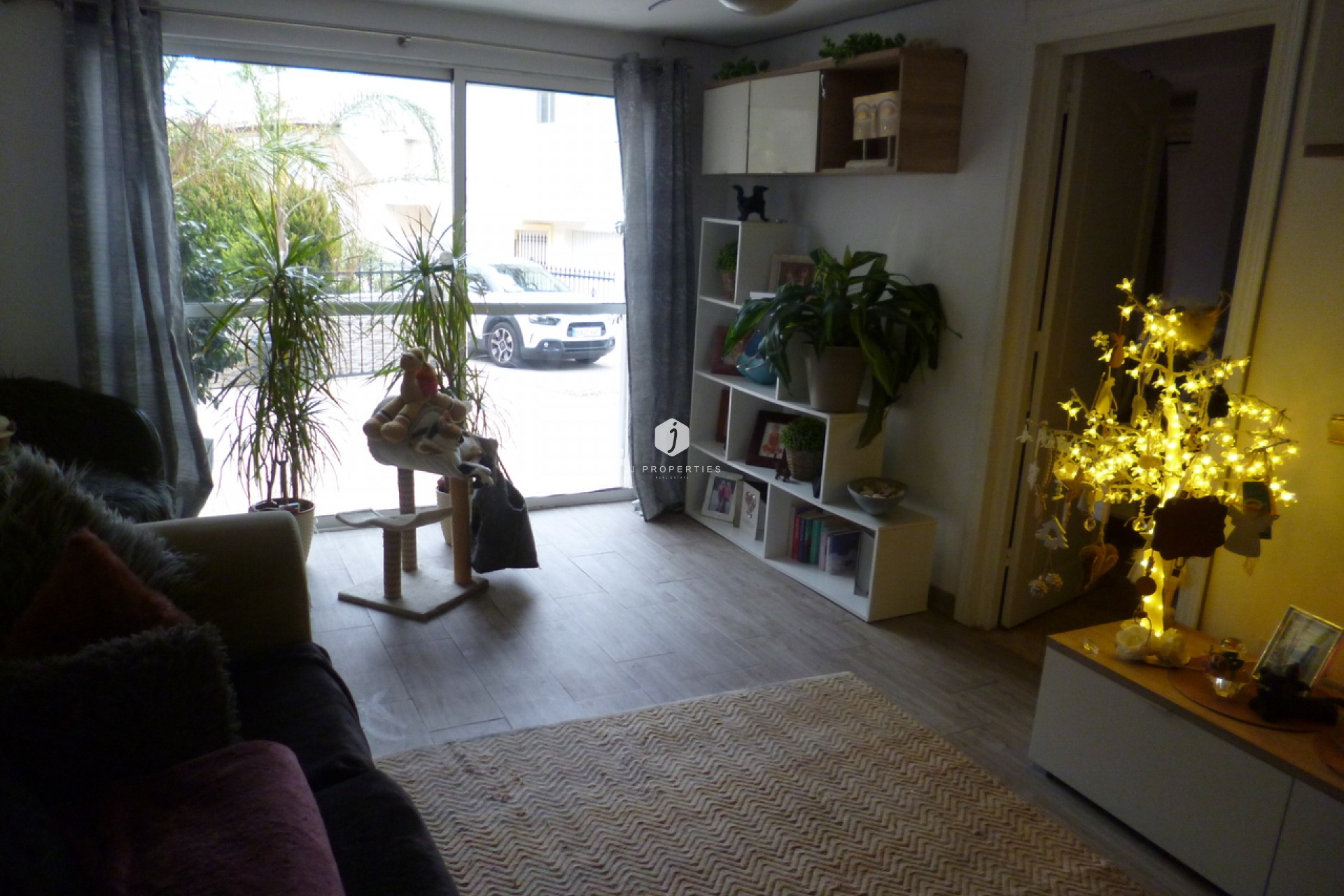 Aus zweiter Hand - Villa -
Playa Flamenca - Costa Blanca