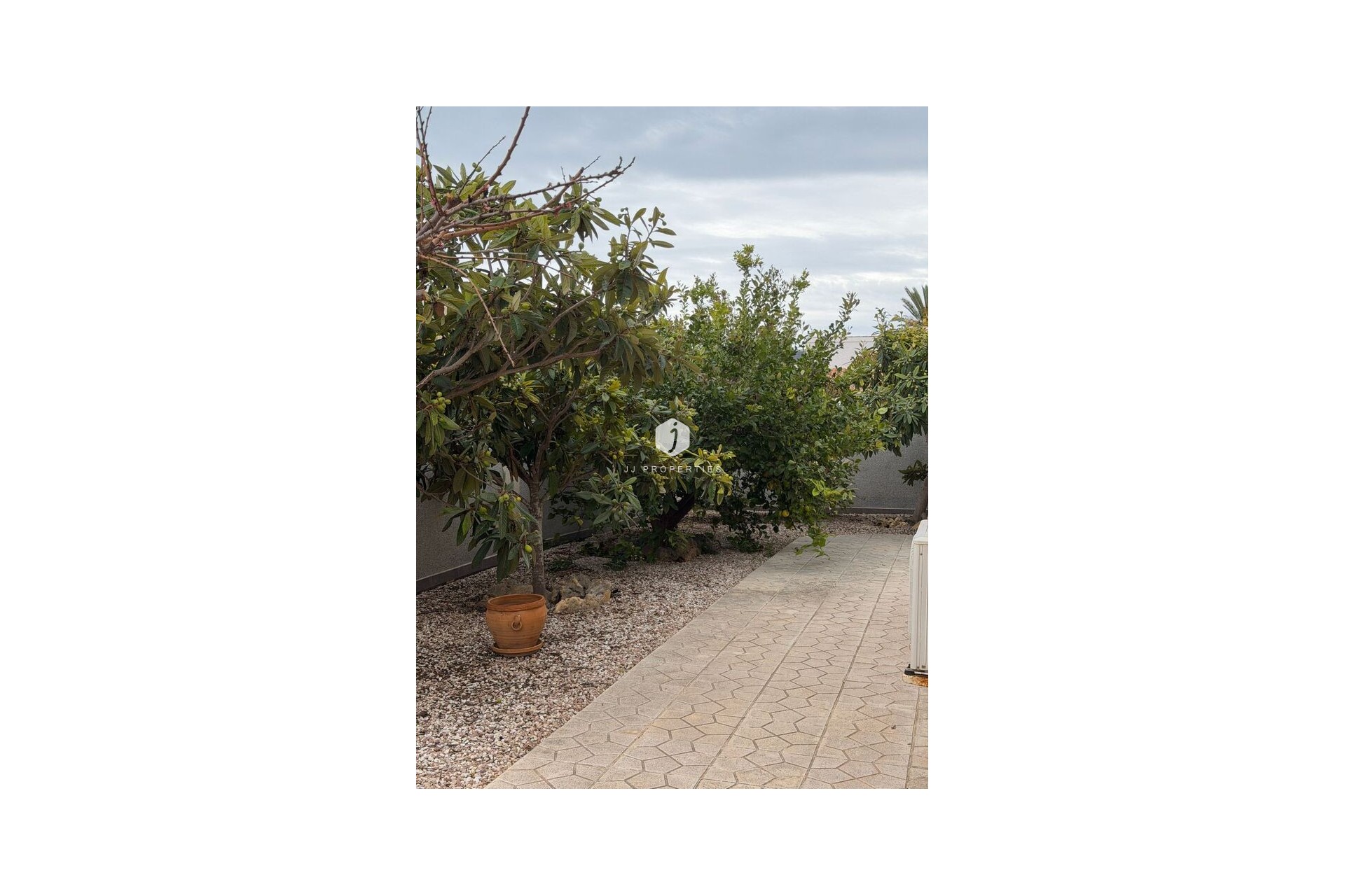 Aus zweiter Hand - Villa -
Playa Flamenca - Costa Blanca