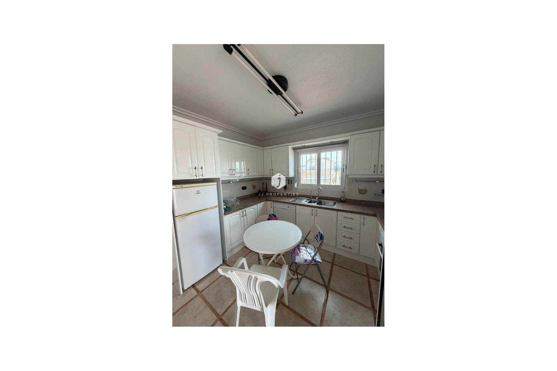 Aus zweiter Hand - Villa -
Playa Flamenca - Costa Blanca