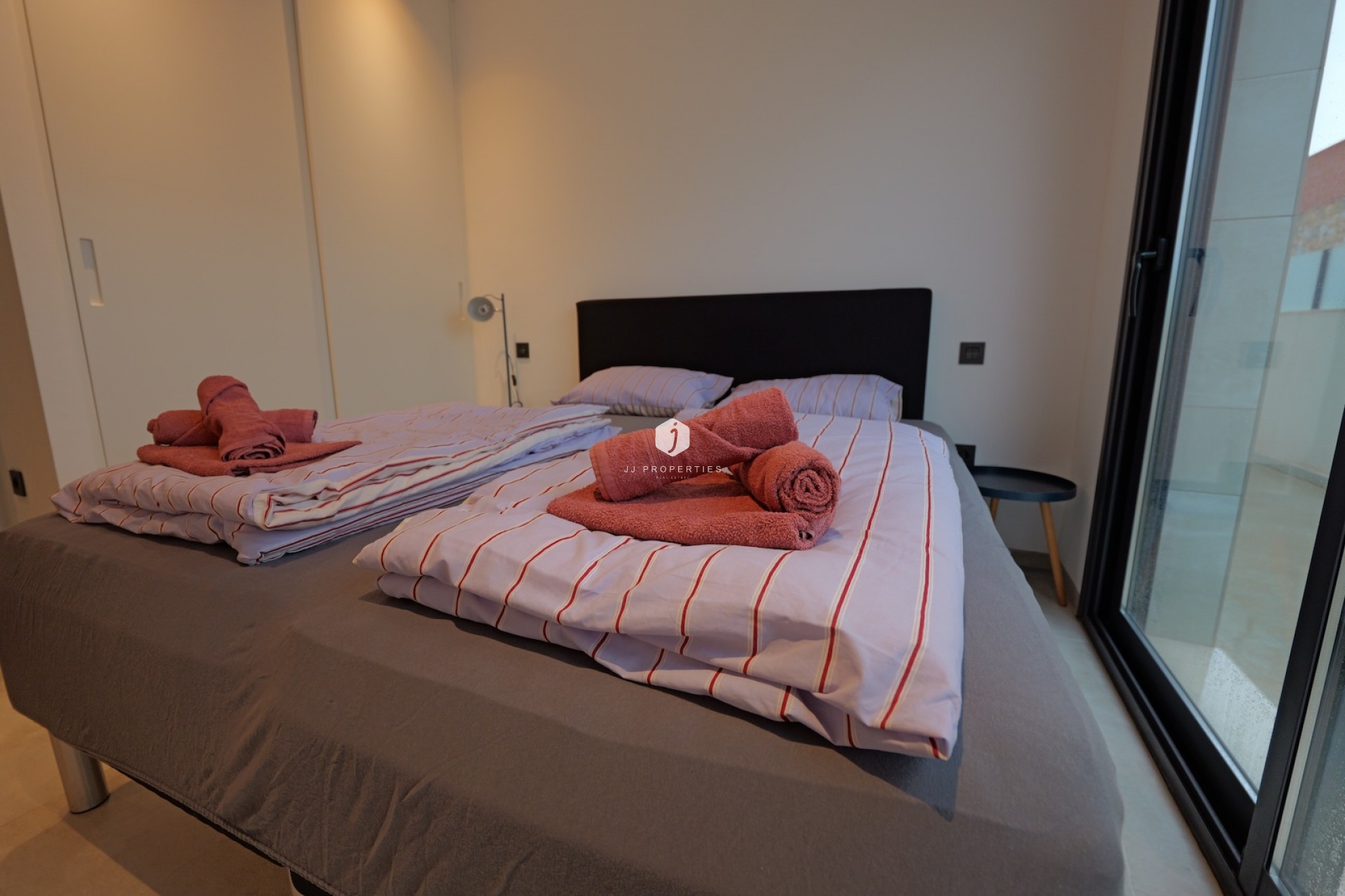 Aus zweiter Hand - Villa -
Rojales - Inland