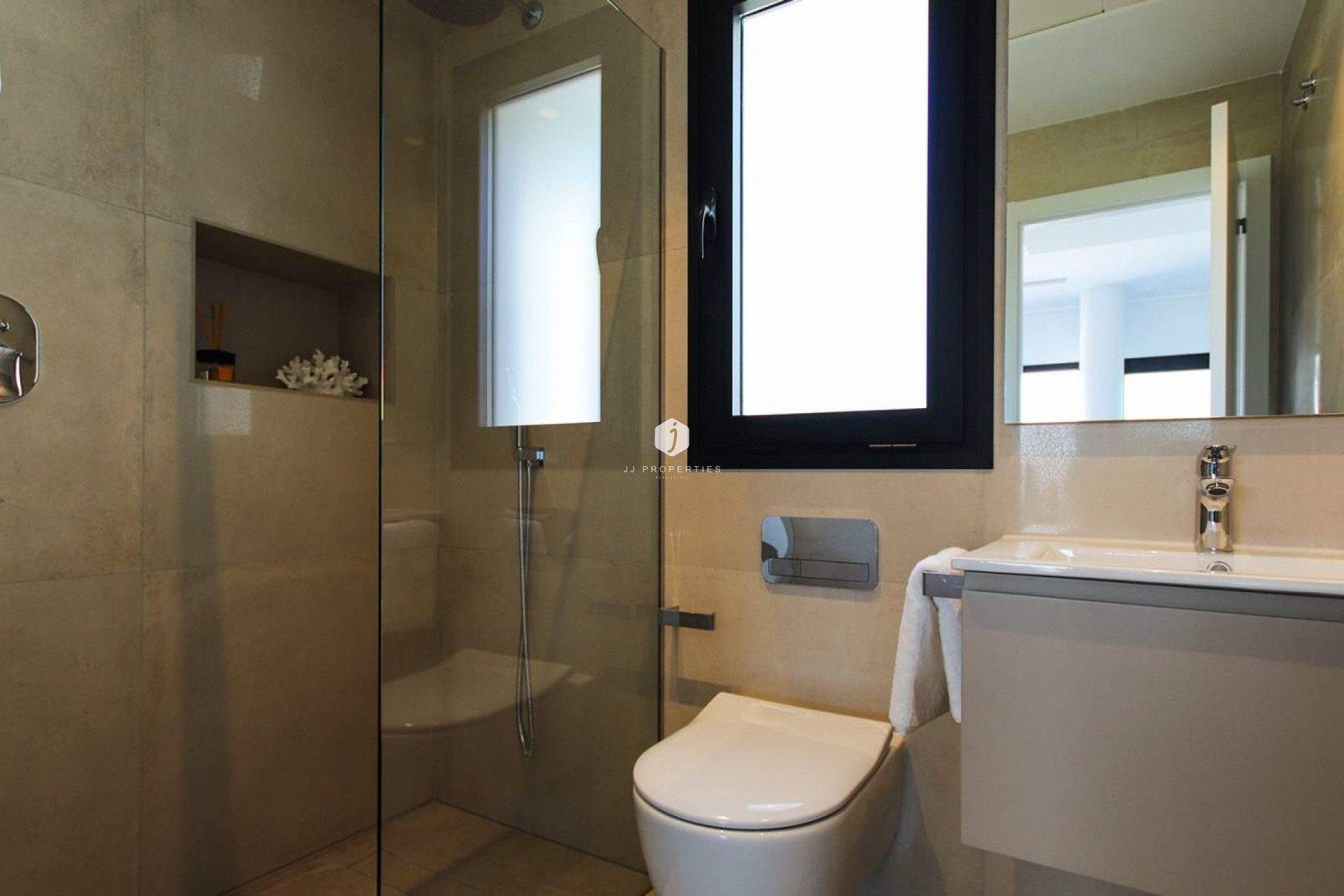 Aus zweiter Hand - Villa -
Rojales - Inland