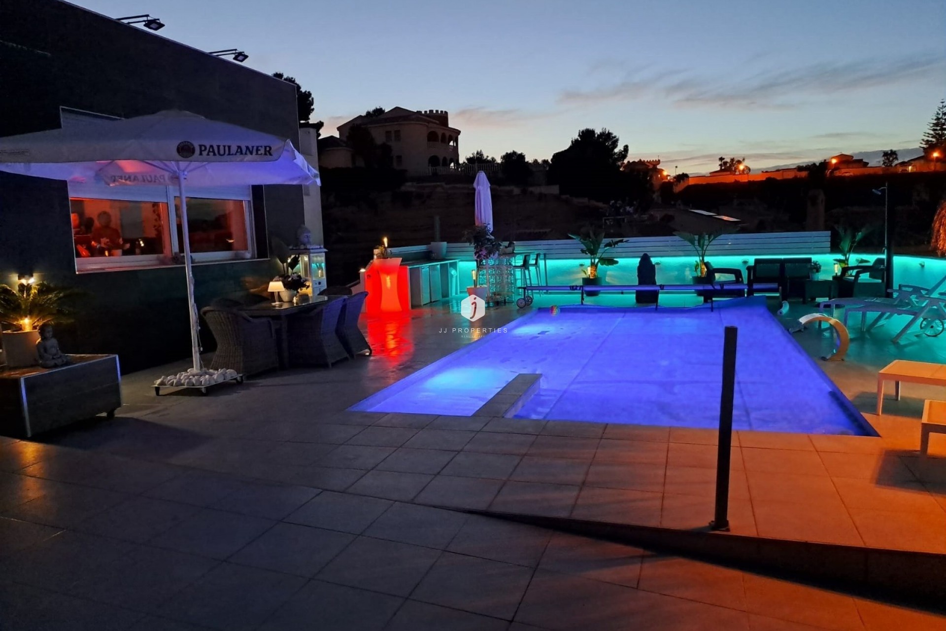 Aus zweiter Hand - Villa -
Rojales - Inland