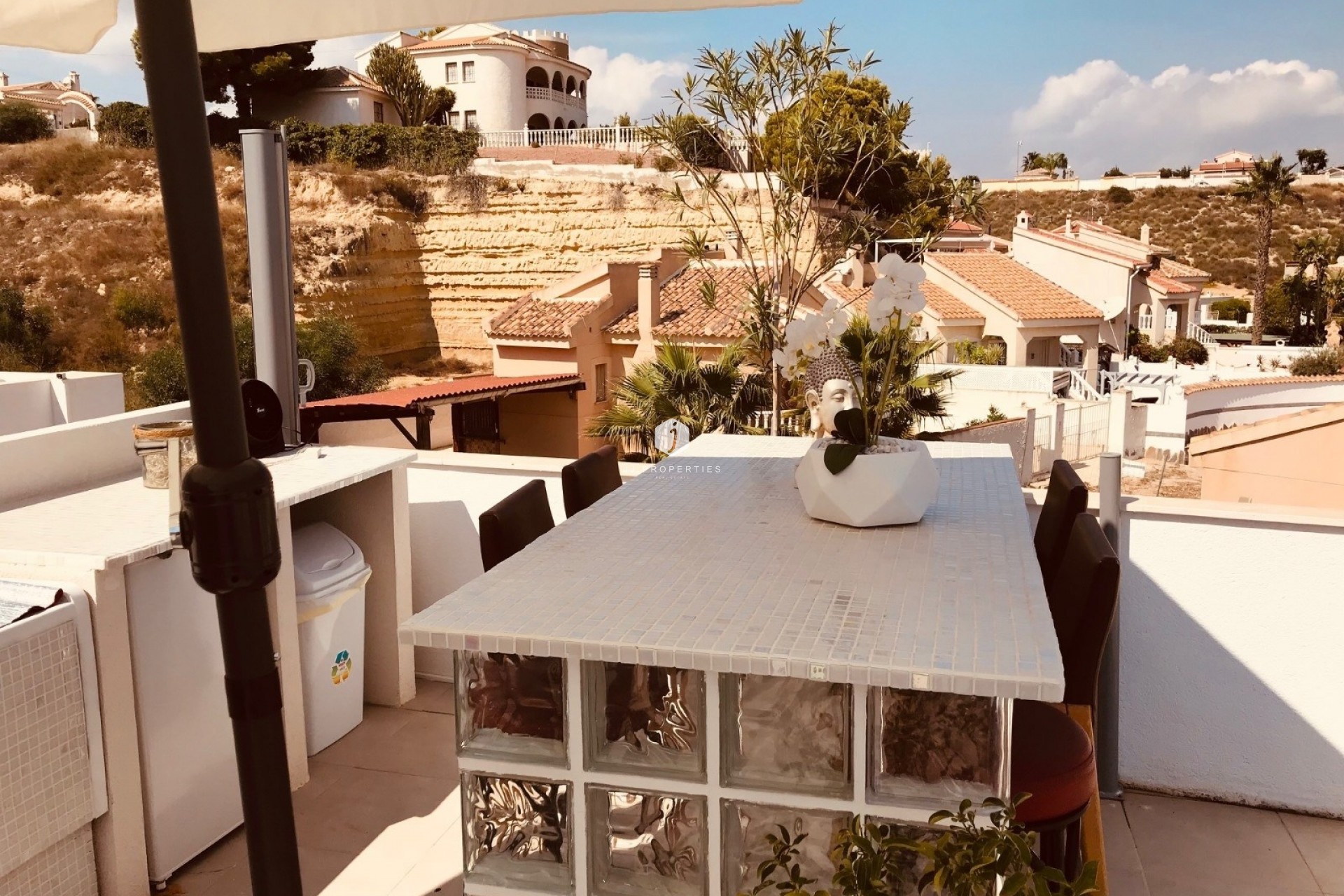 Aus zweiter Hand - Villa -
Rojales - Inland