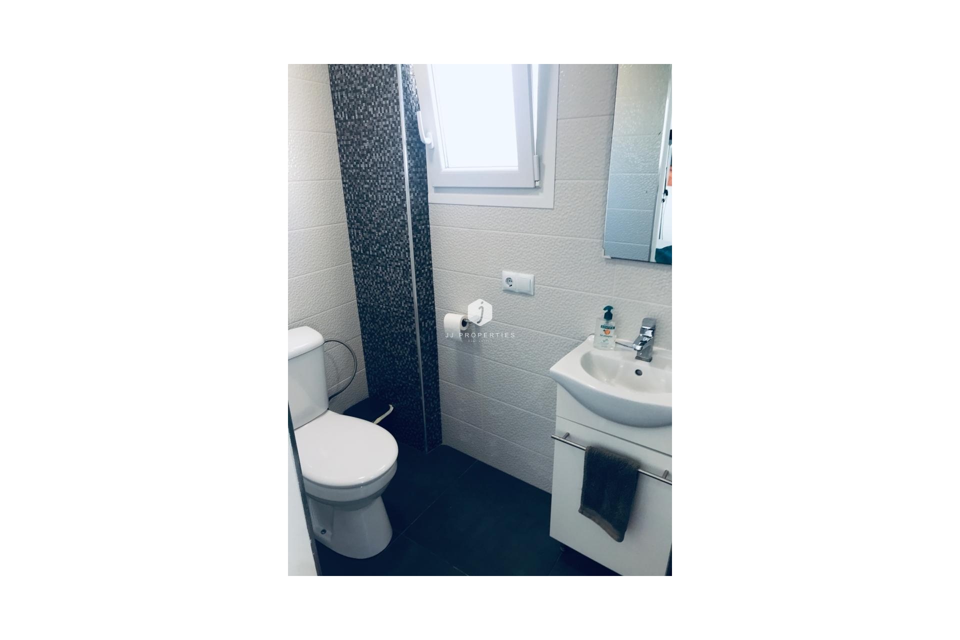 Aus zweiter Hand - Villa -
Rojales - Inland