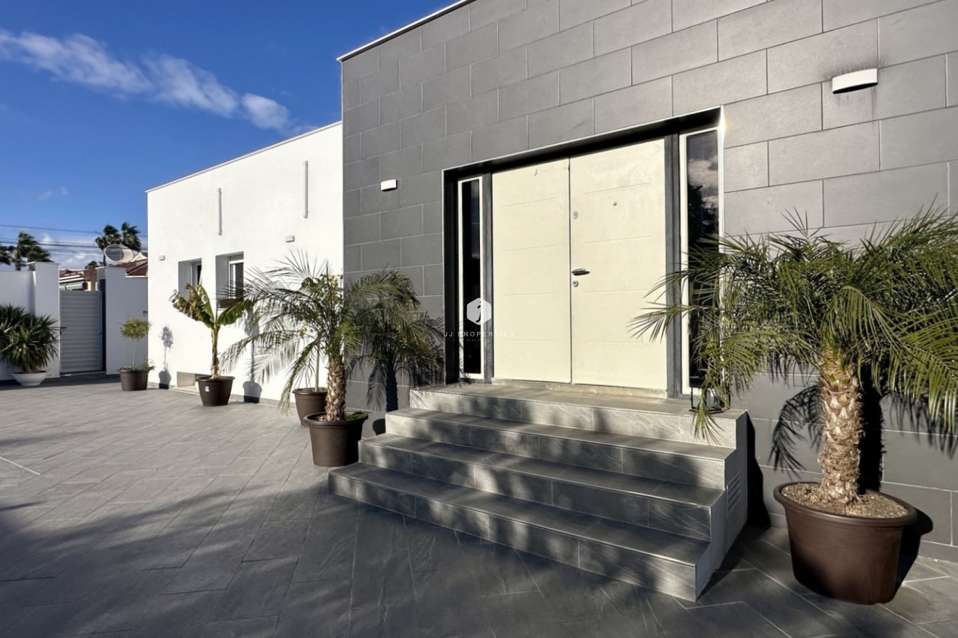 Aus zweiter Hand - Villa -
Rojales - Inland