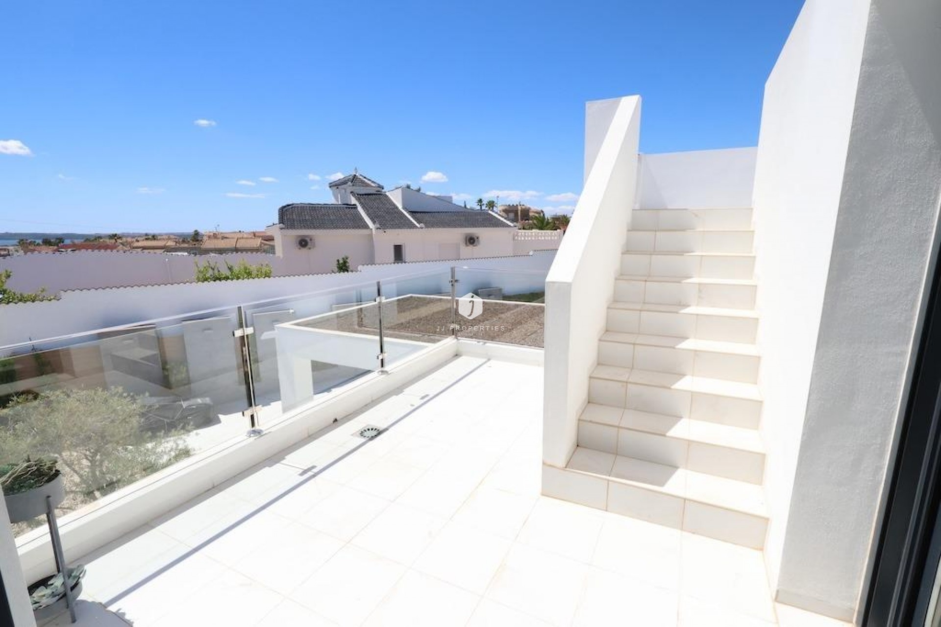 Aus zweiter Hand - Villa -
Rojales - Inland