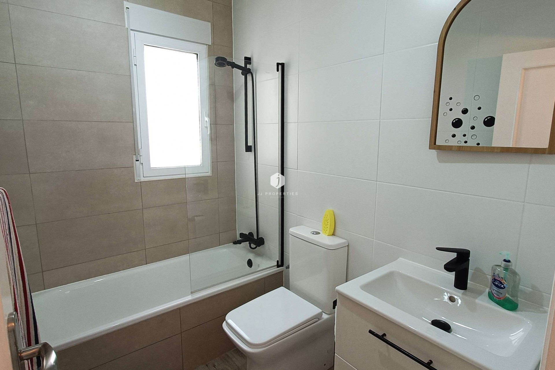 Aus zweiter Hand - Villa -
Rojales - Inland