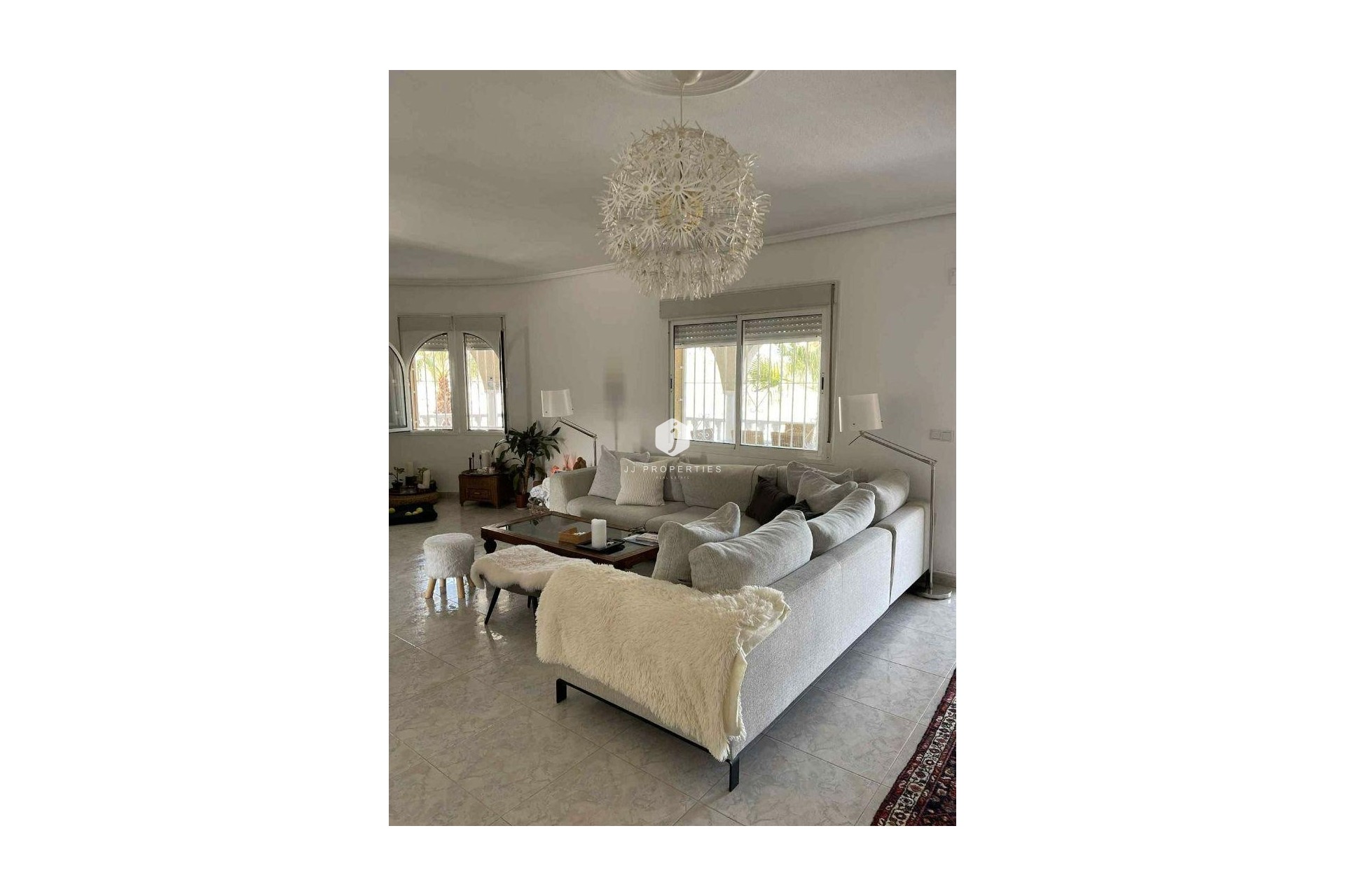 Aus zweiter Hand - Villa -
Rojales - La Marquesa