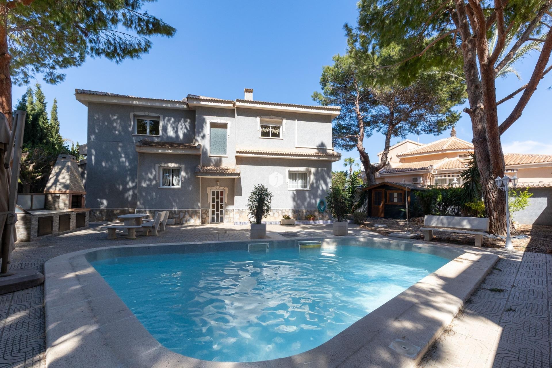 Aus zweiter Hand - Villa -
Rojales - Pueblo Bravo